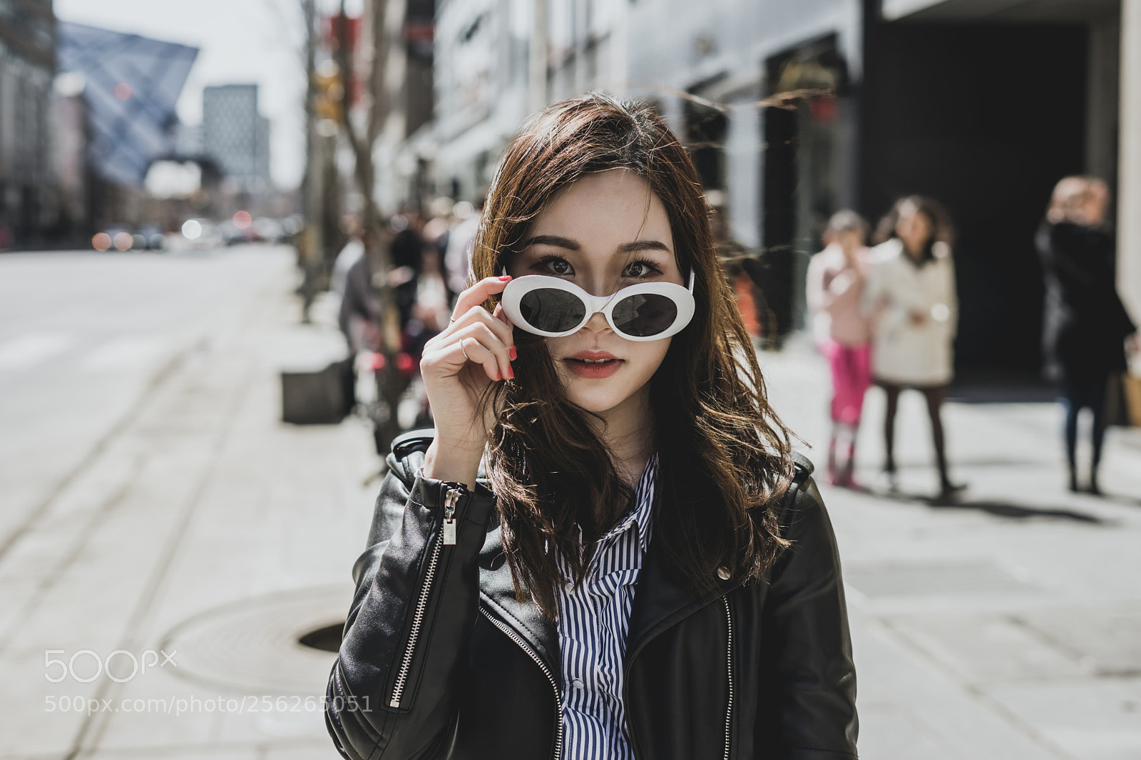 Sony a7 sample photo. What are you looking photography