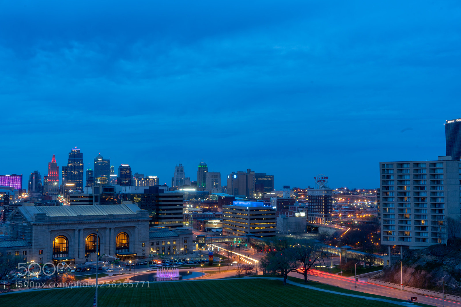Sony a7 sample photo. Blue hour photography