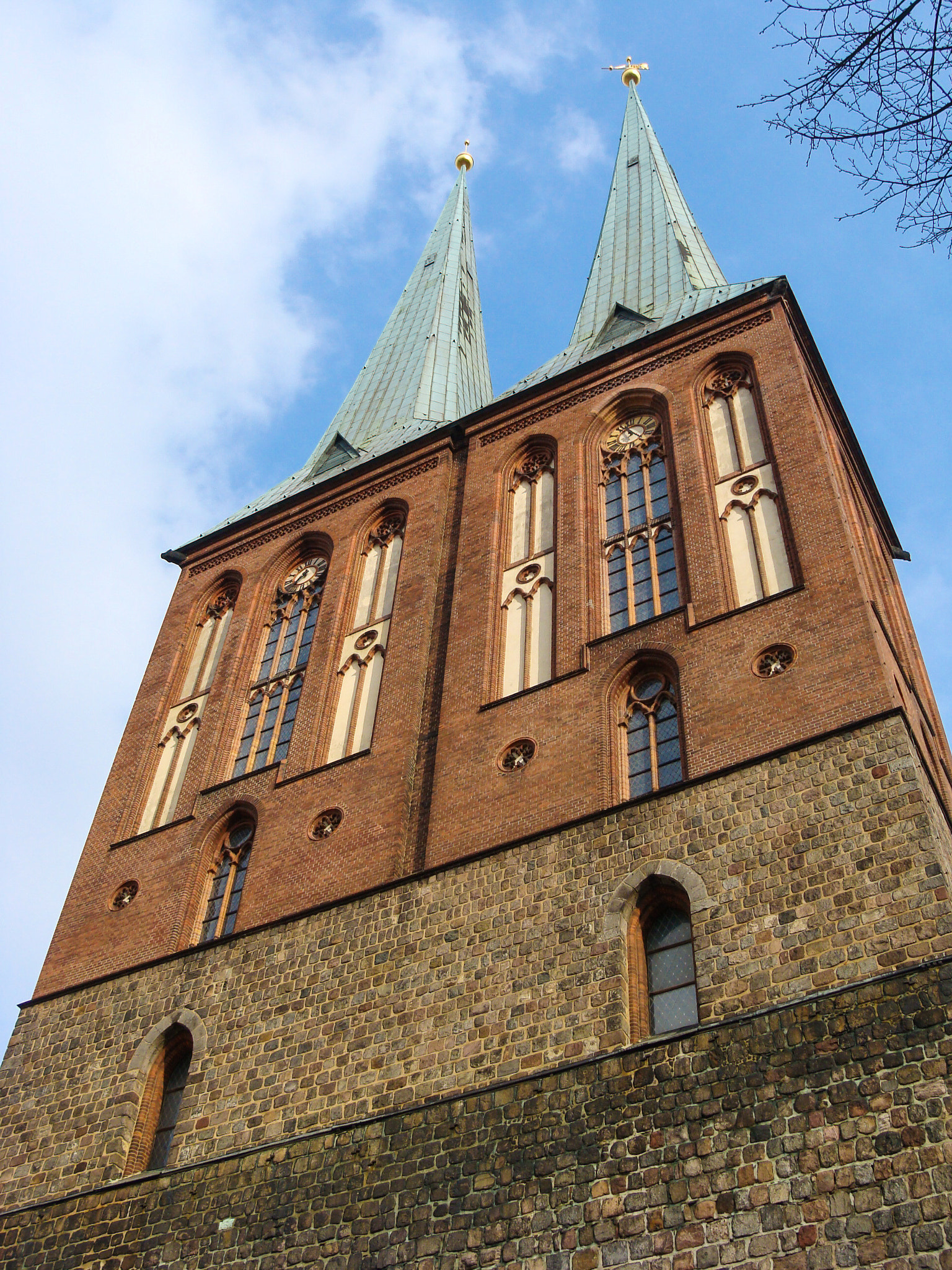 Sony DSC-H3 sample photo. Berlin, germany photography