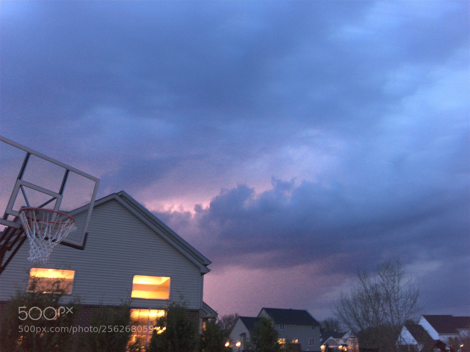 Apple iPhone X sample photo. Lightning lighting up a photography