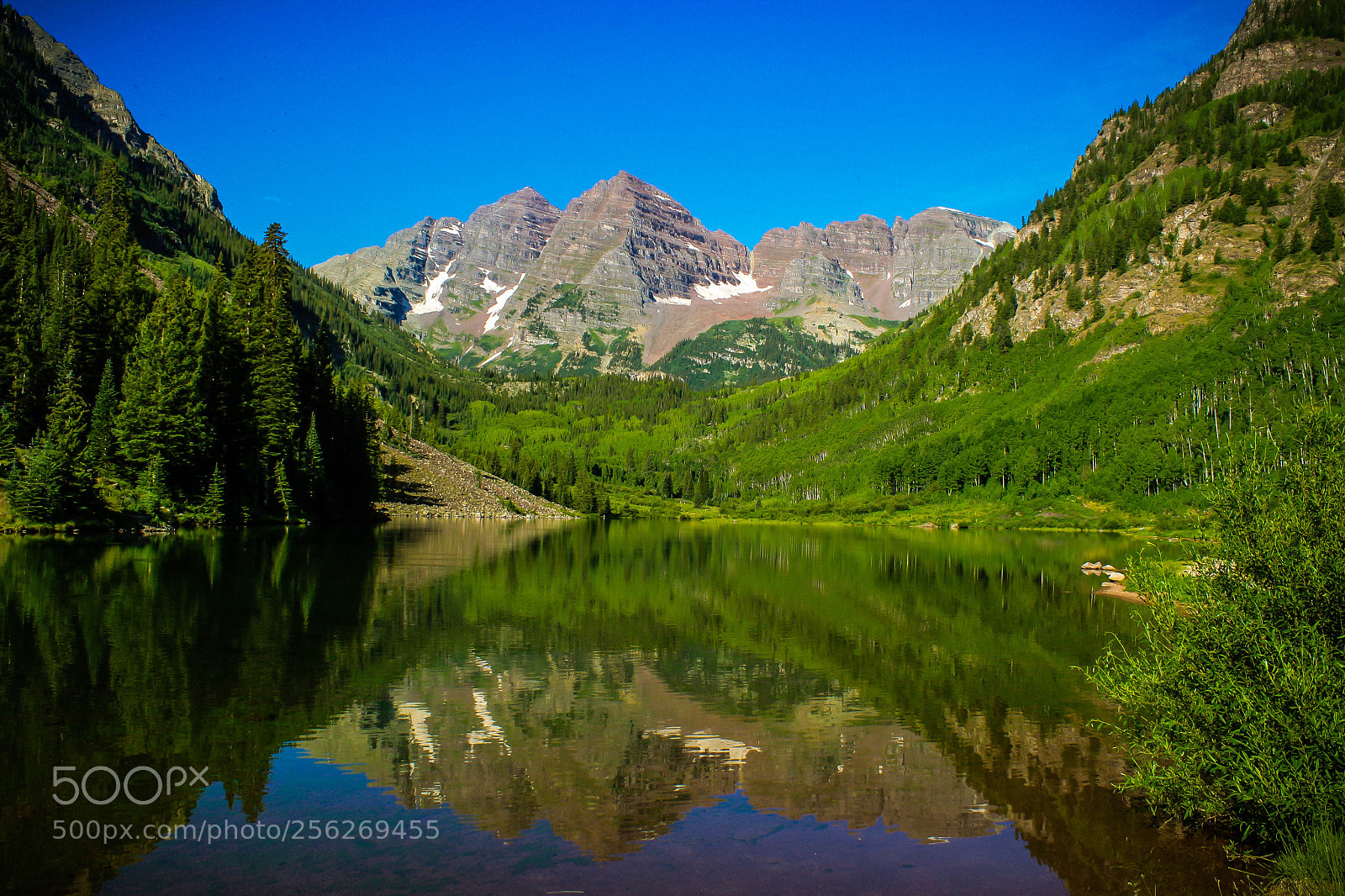 Canon EOS 1000D (EOS Digital Rebel XS / EOS Kiss F) sample photo. Maroon bells lake photography