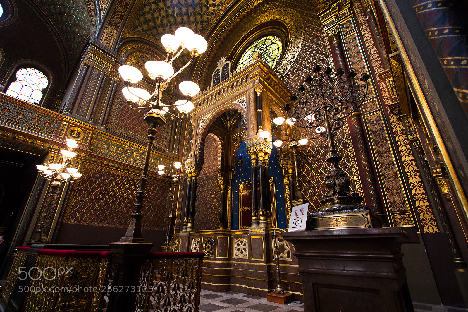 Canon EOS 600D (Rebel EOS T3i / EOS Kiss X5) sample photo. Spanish synagogue photography