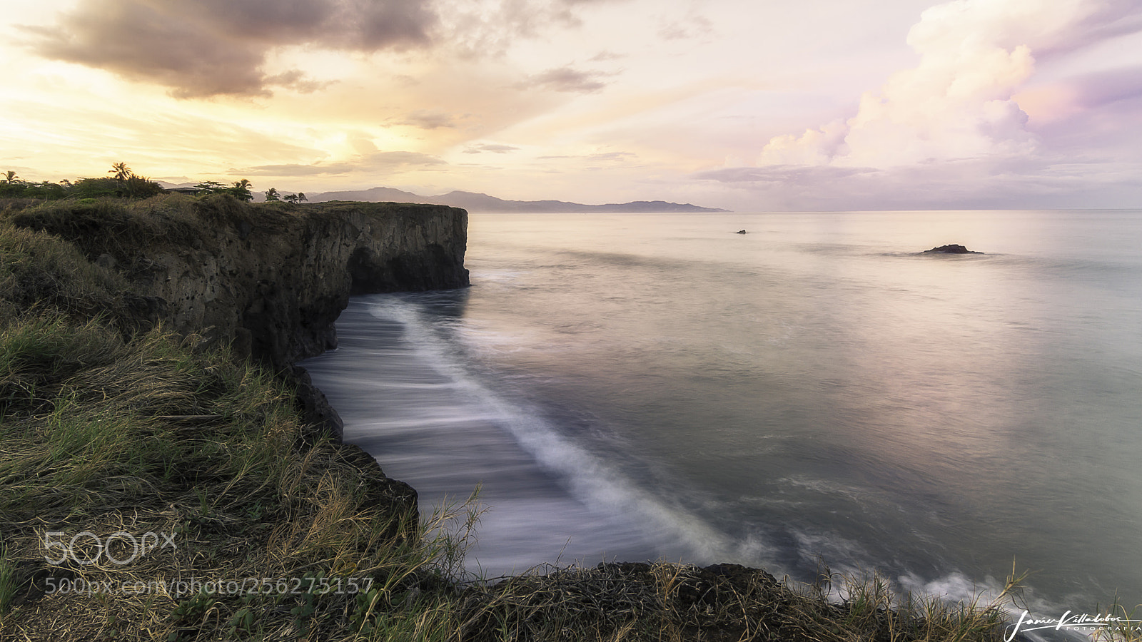 Nikon D7200 sample photo. Sunrise on the rocks photography
