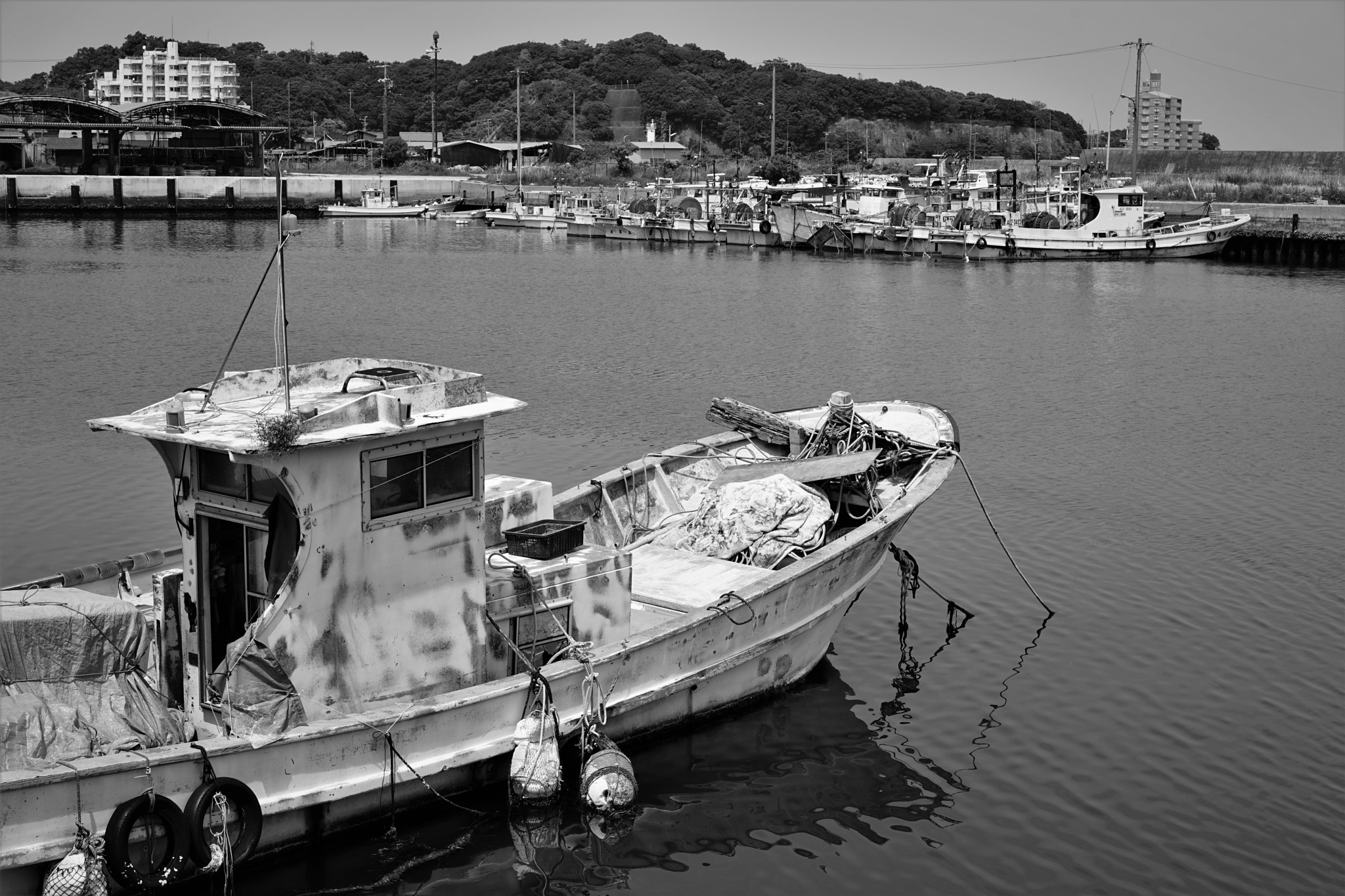 Sony a7 II + Sony Sonnar T* FE 55mm F1.8 ZA sample photo. Fishing boat photography