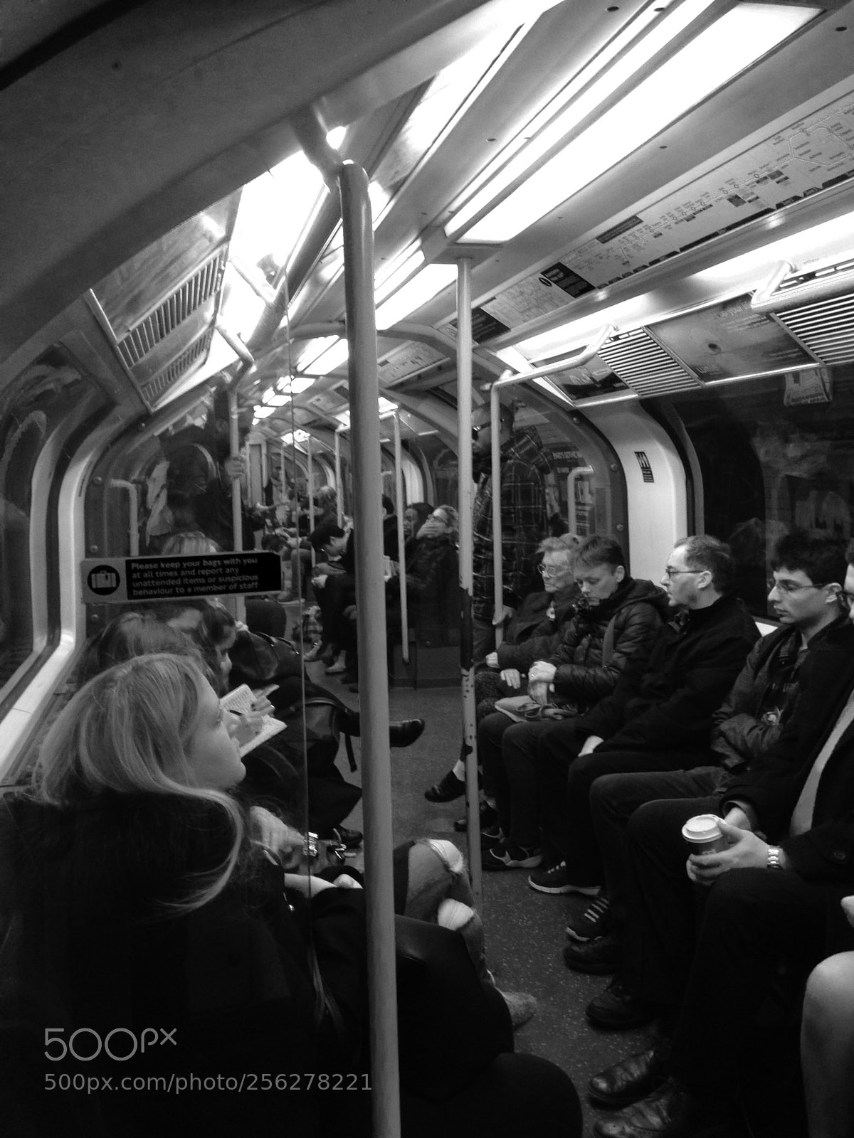Apple iPhone 5c sample photo. Metro photography