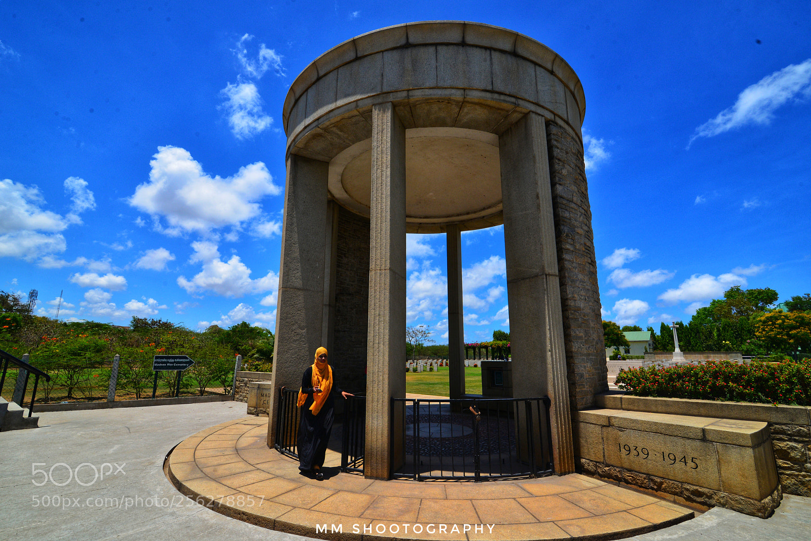 Nikon D610 sample photo. The entrance photography