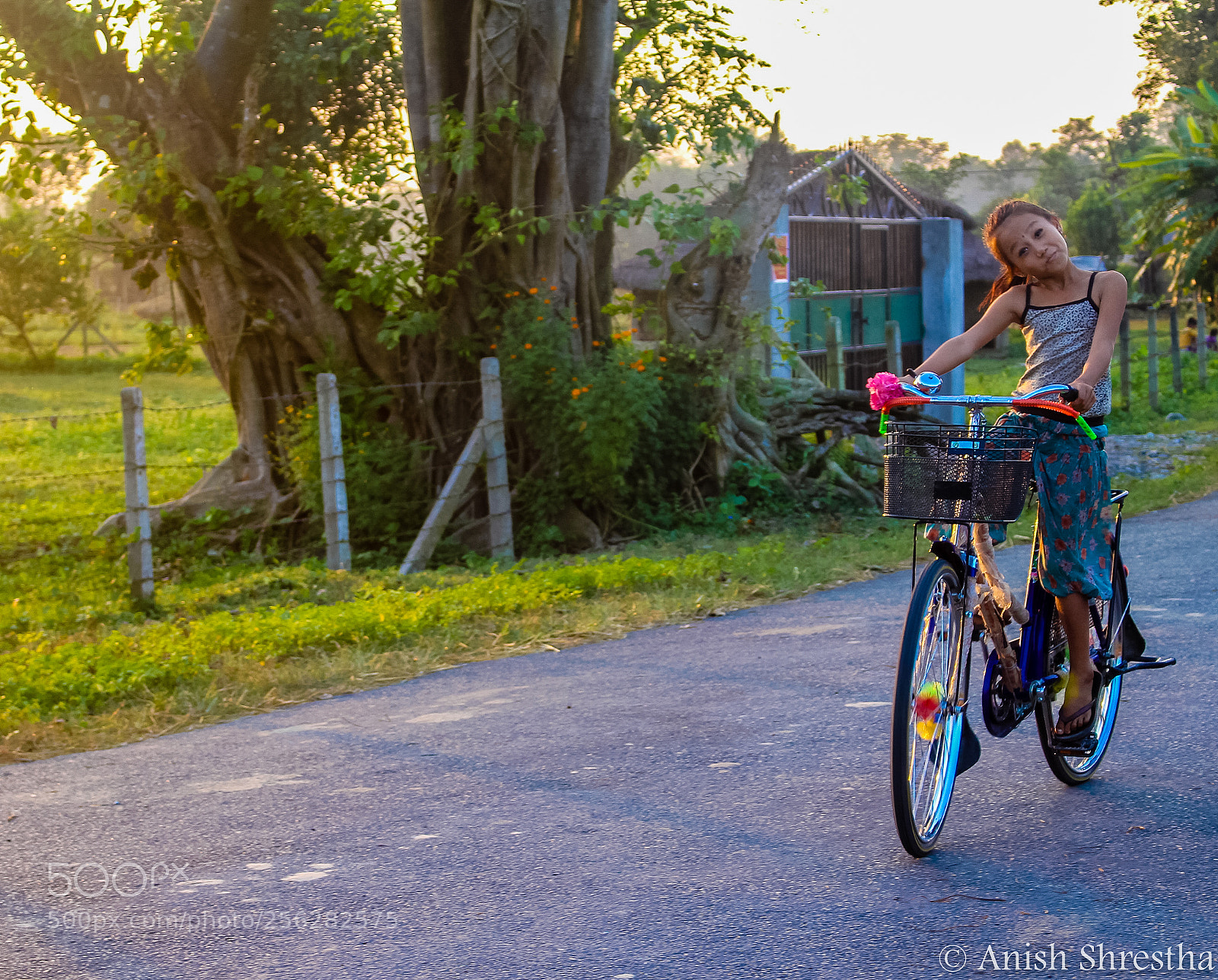 Canon EOS 100D (EOS Rebel SL1 / EOS Kiss X7) sample photo. Cycling girl photography