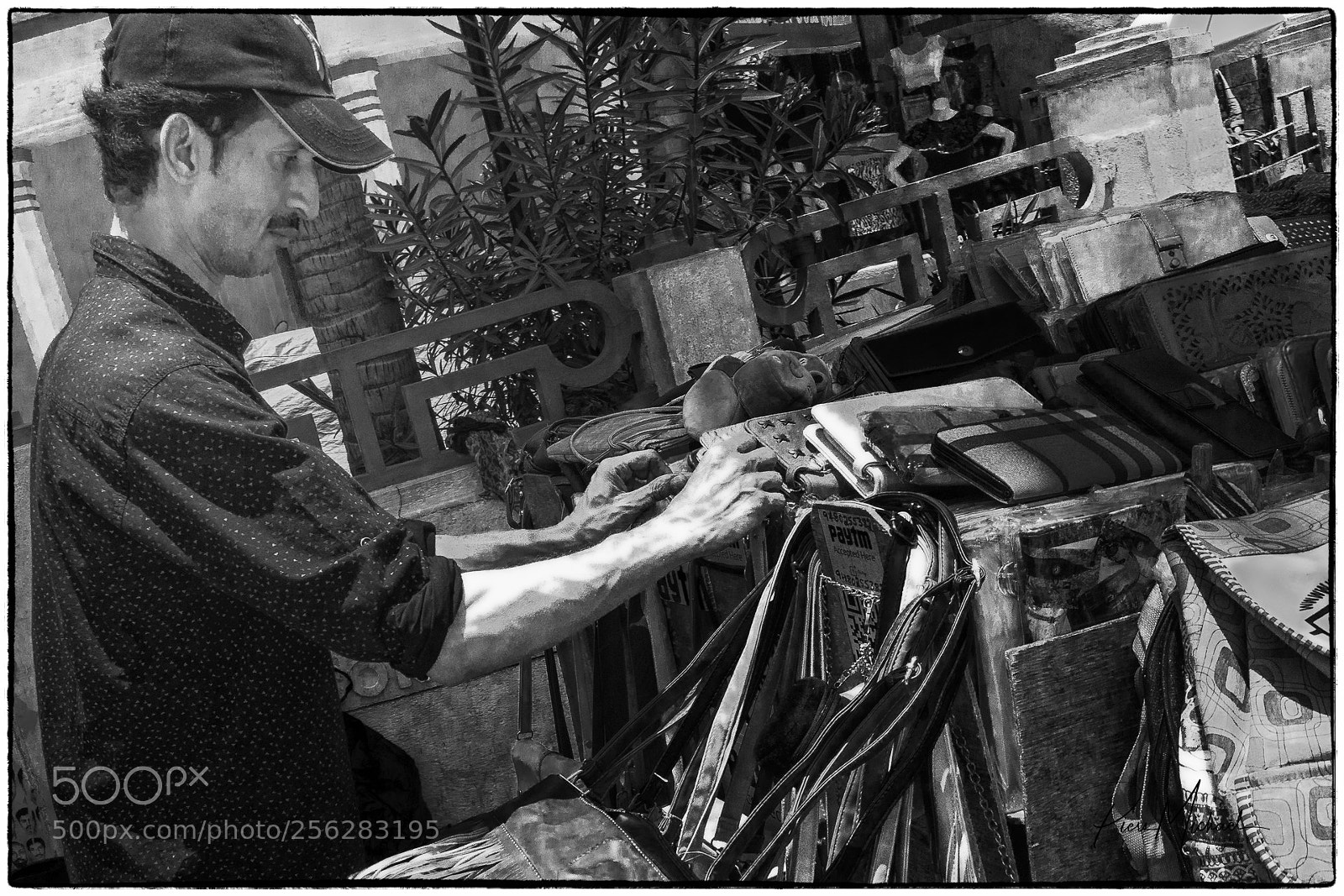 Sony a7 II sample photo. My world the people photography