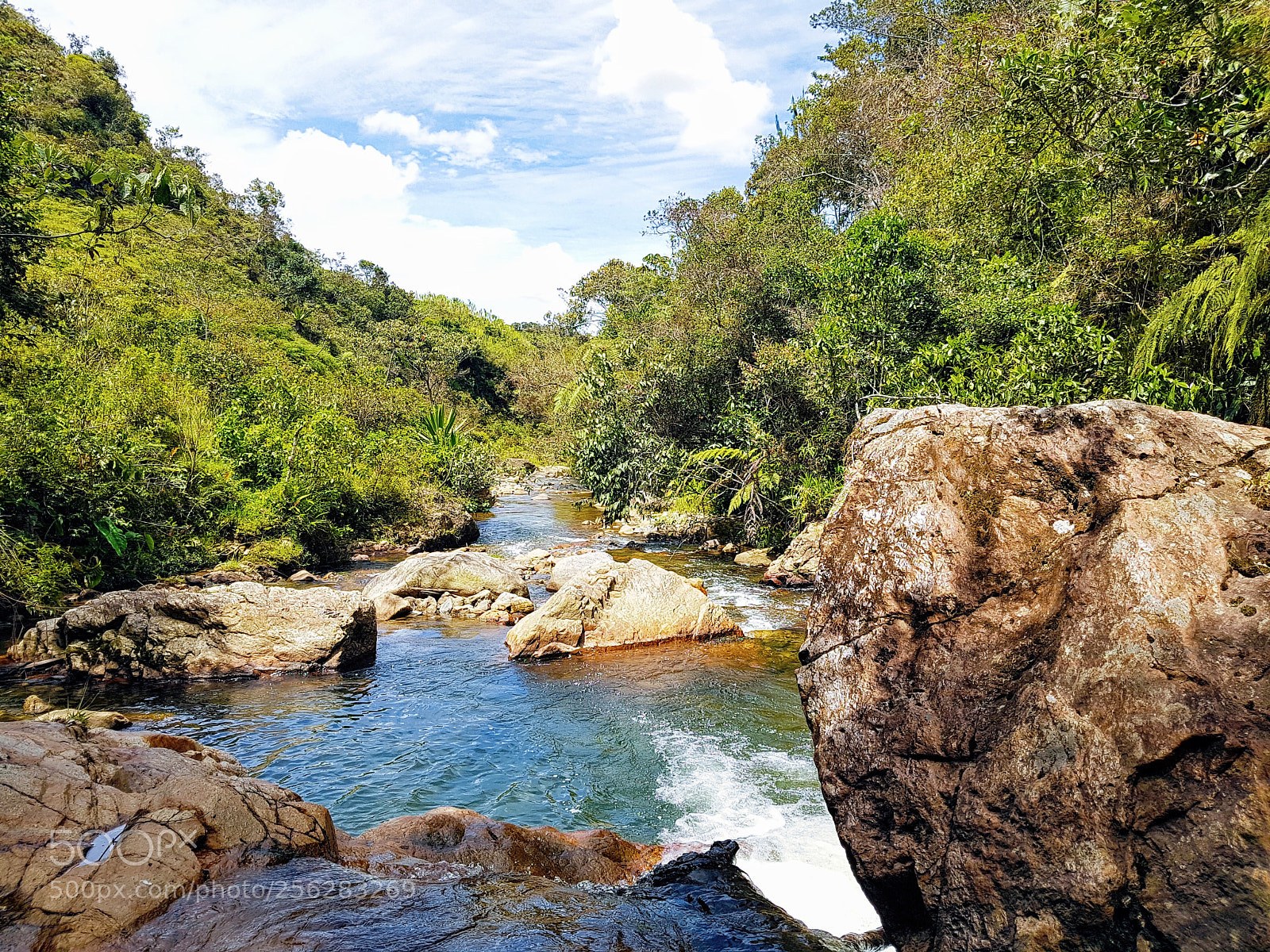 Samsung Galaxy S7 sample photo. Water in la concha photography