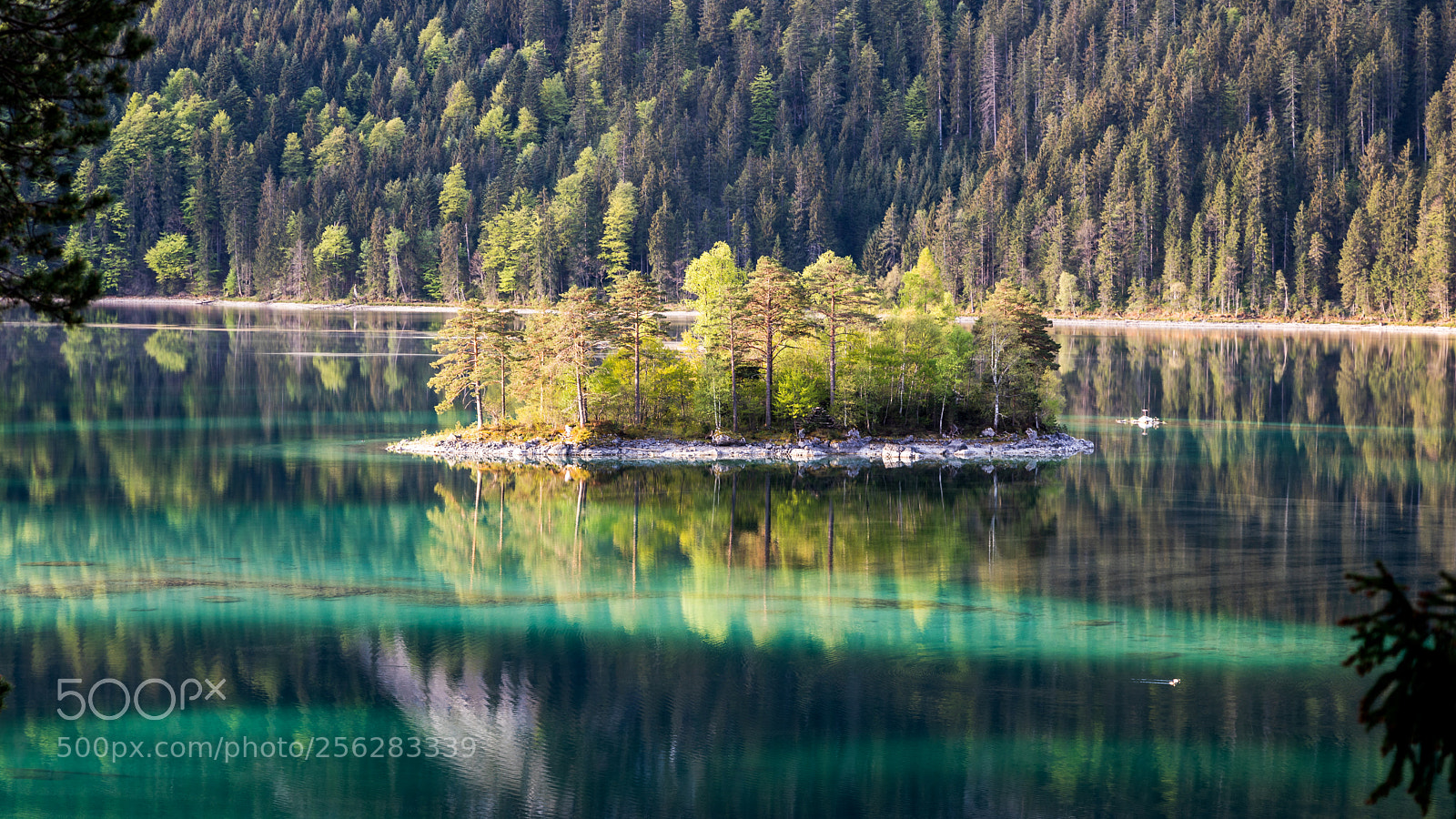 Canon EOS 5D Mark IV sample photo. Eibsee photography