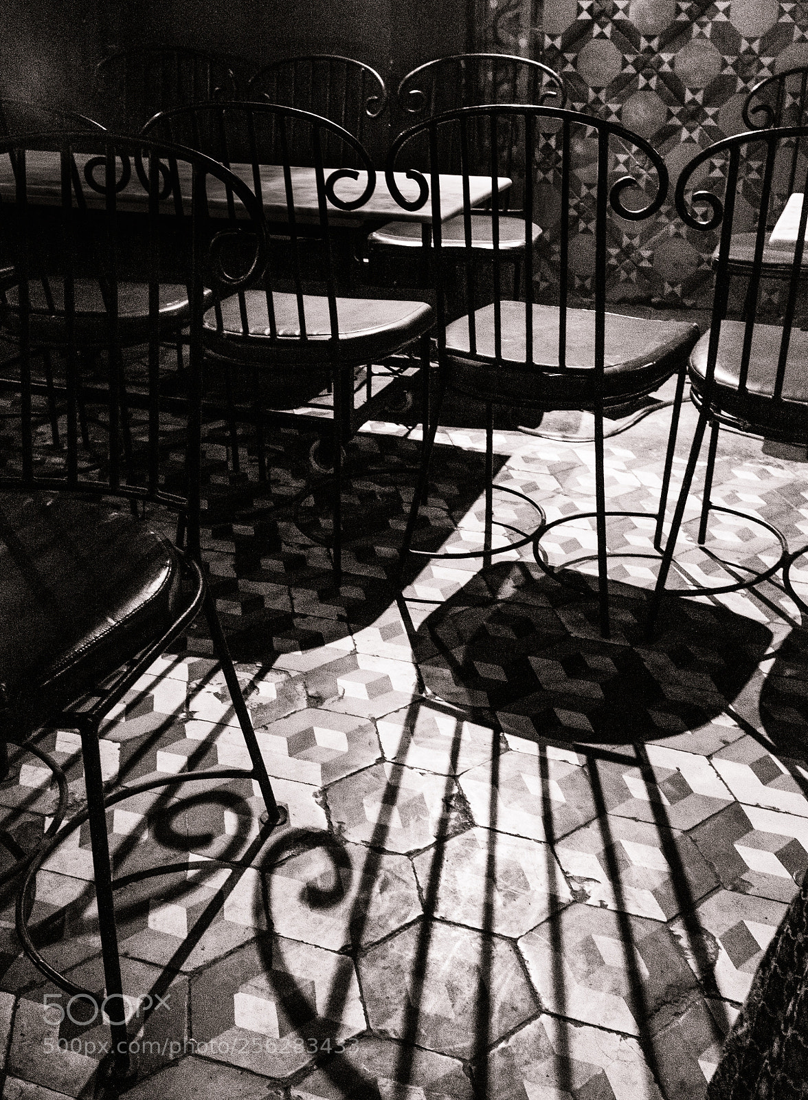 Fujifilm X100T sample photo. Shadows photography