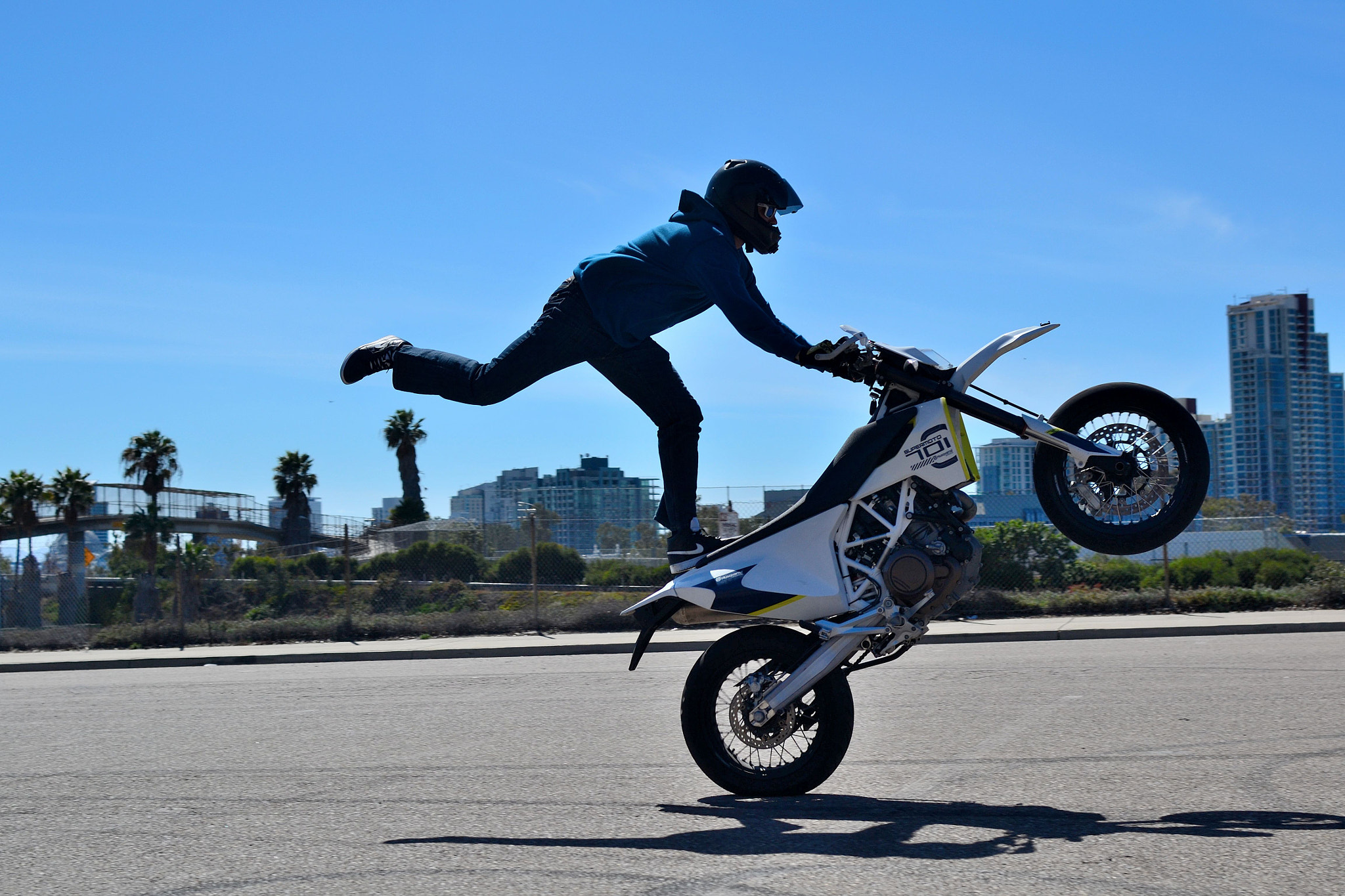 Nikon D3100 + Nikon AF-S DX Nikkor 35mm F1.8G sample photo. Zack wheelie photography