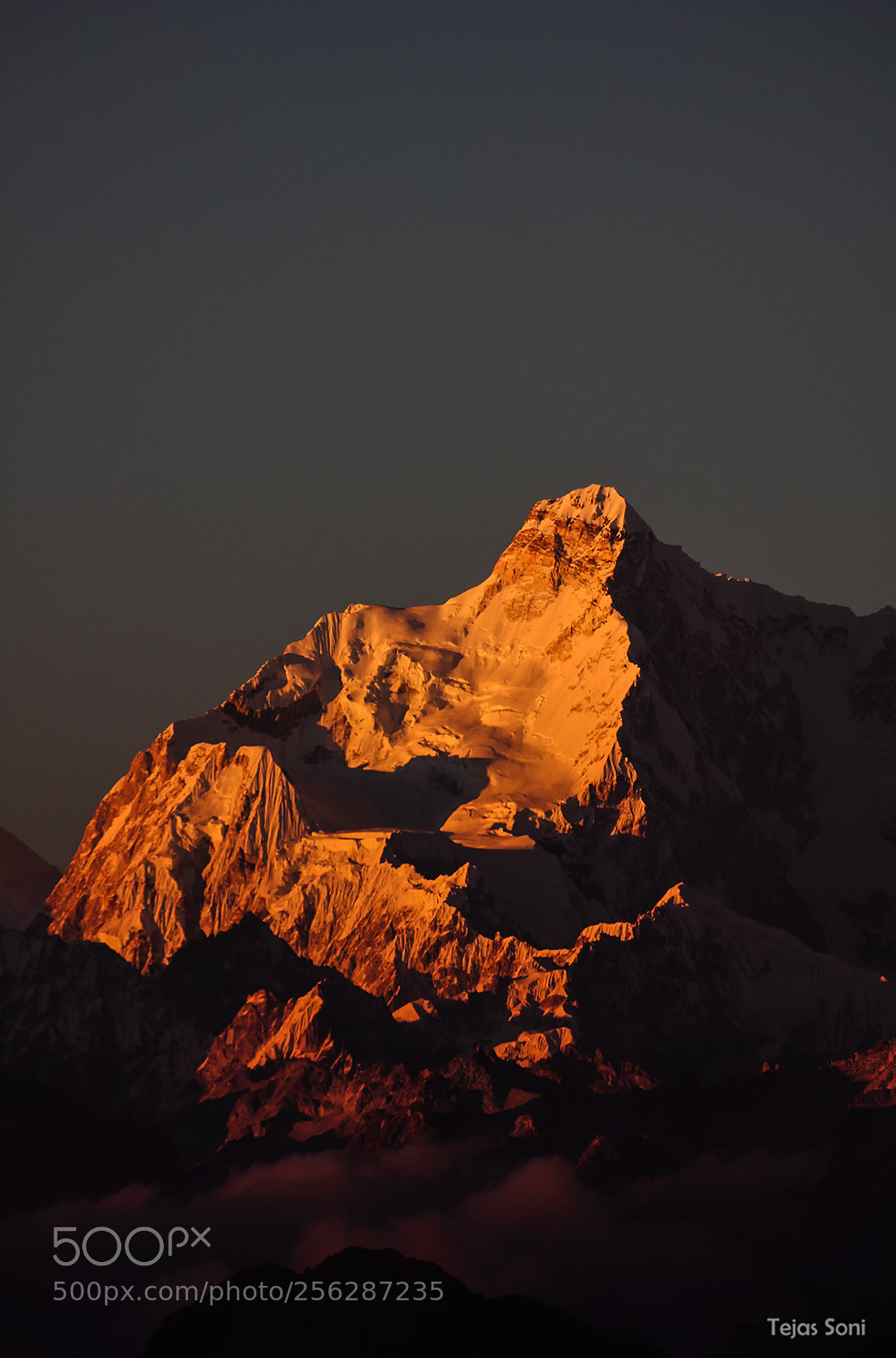 Canon EOS 550D (EOS Rebel T2i / EOS Kiss X4) sample photo. A view from sandakphu photography