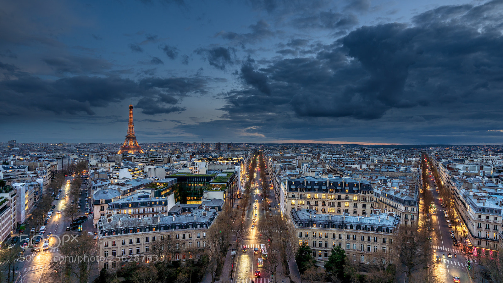 Sony a7R III sample photo. Paris by night photography