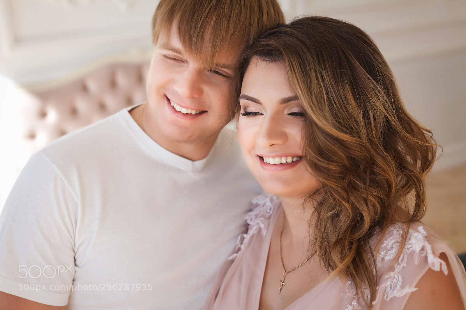 Canon EOS 5D Mark II sample photo. Young pretty pregnant girl photography