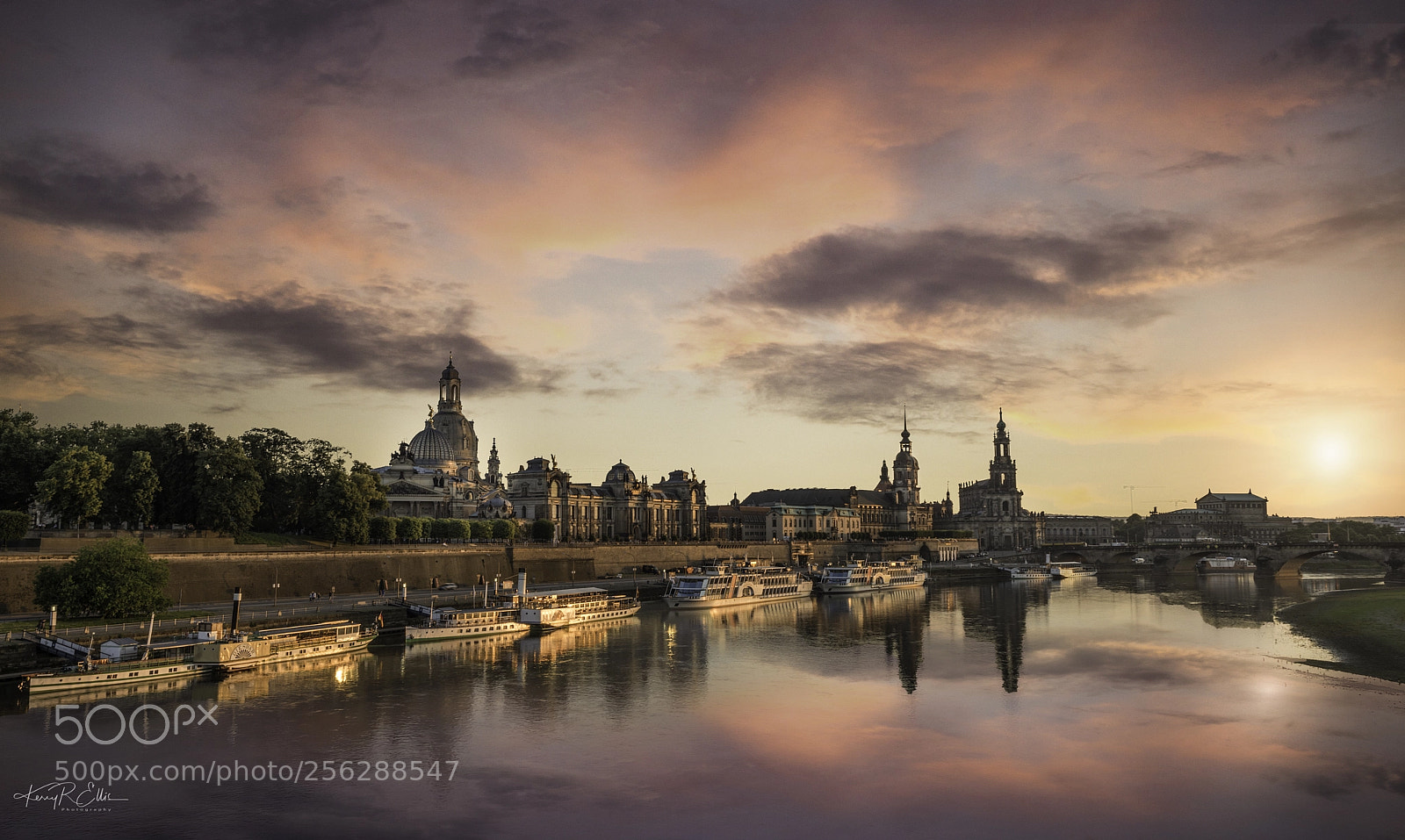Nikon D810 sample photo. Dresden sunset photography