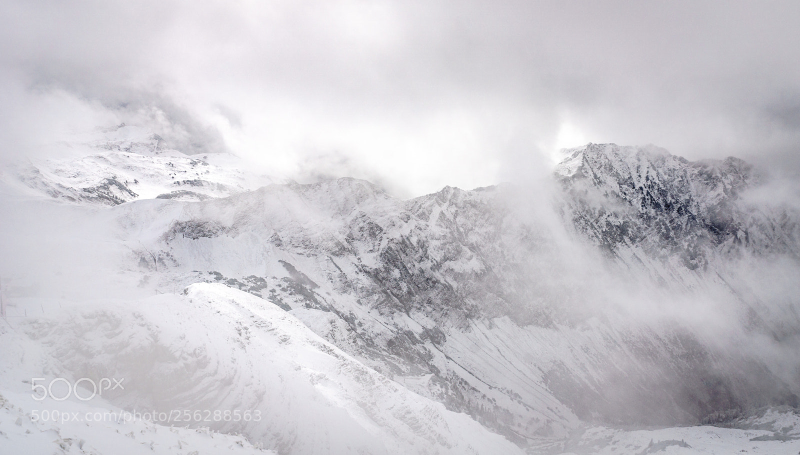 Sony ILCA-77M2 sample photo. Nebelhorn photography
