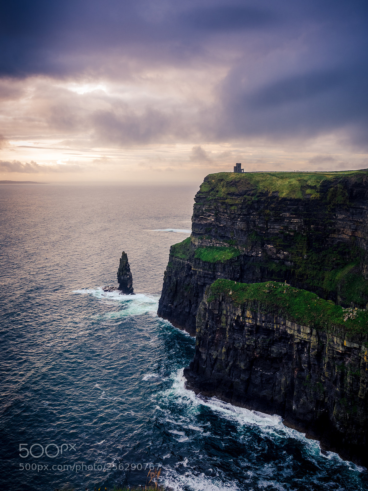 Olympus OM-D E-M5 II sample photo. Cliffs of moher photography