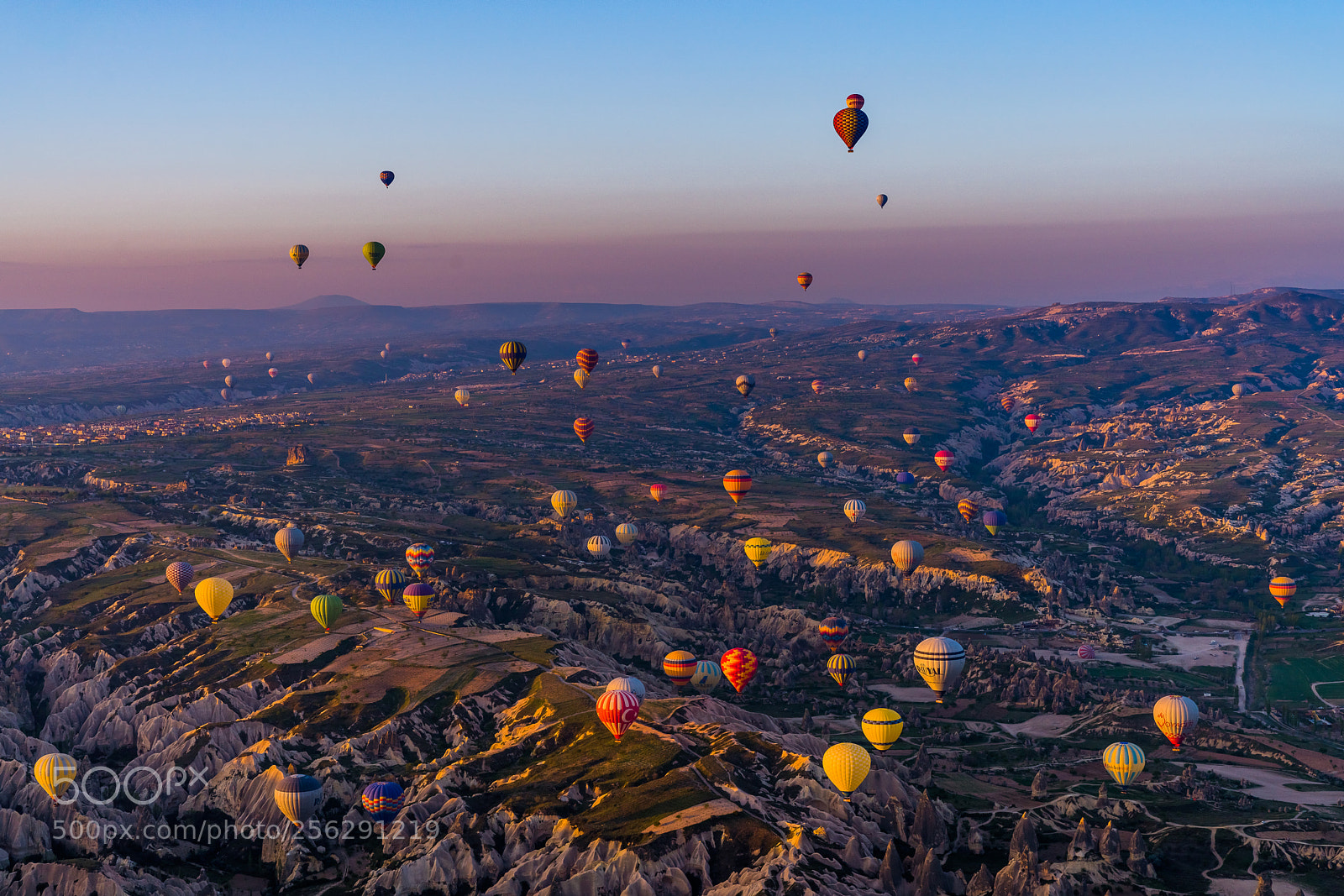 Sony a7R III sample photo. Balloons at cappadocia photography