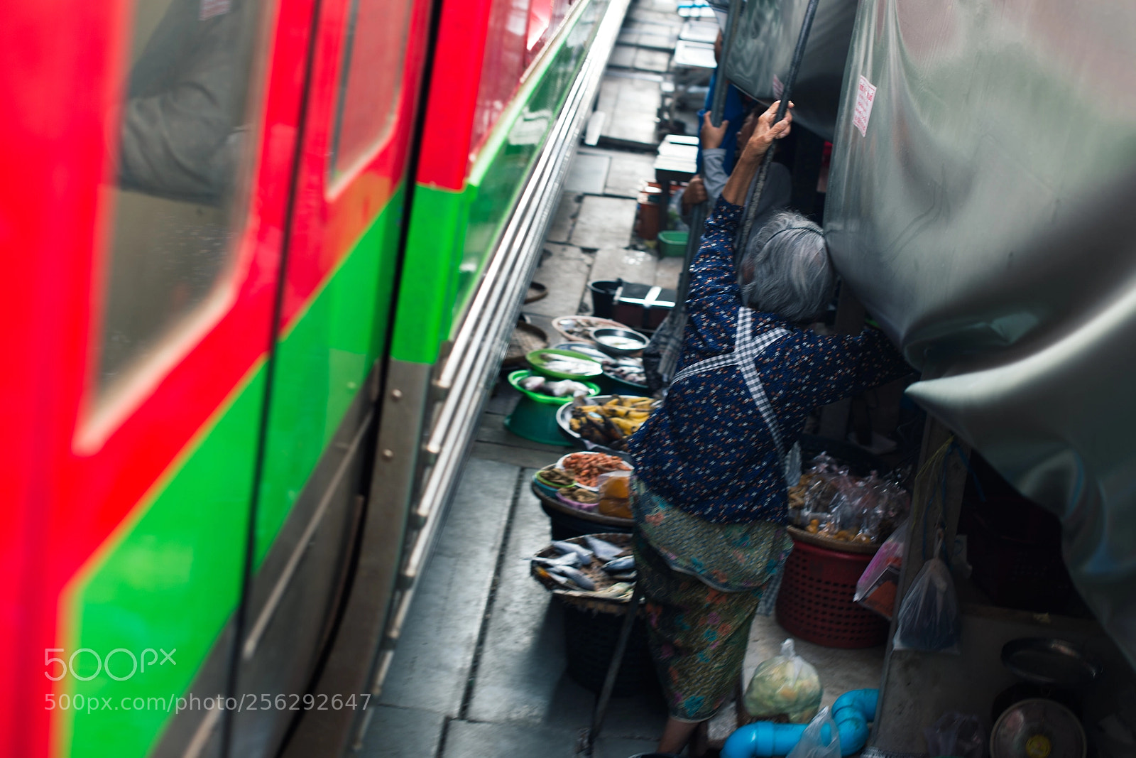 Nikon Df sample photo. A train through the photography