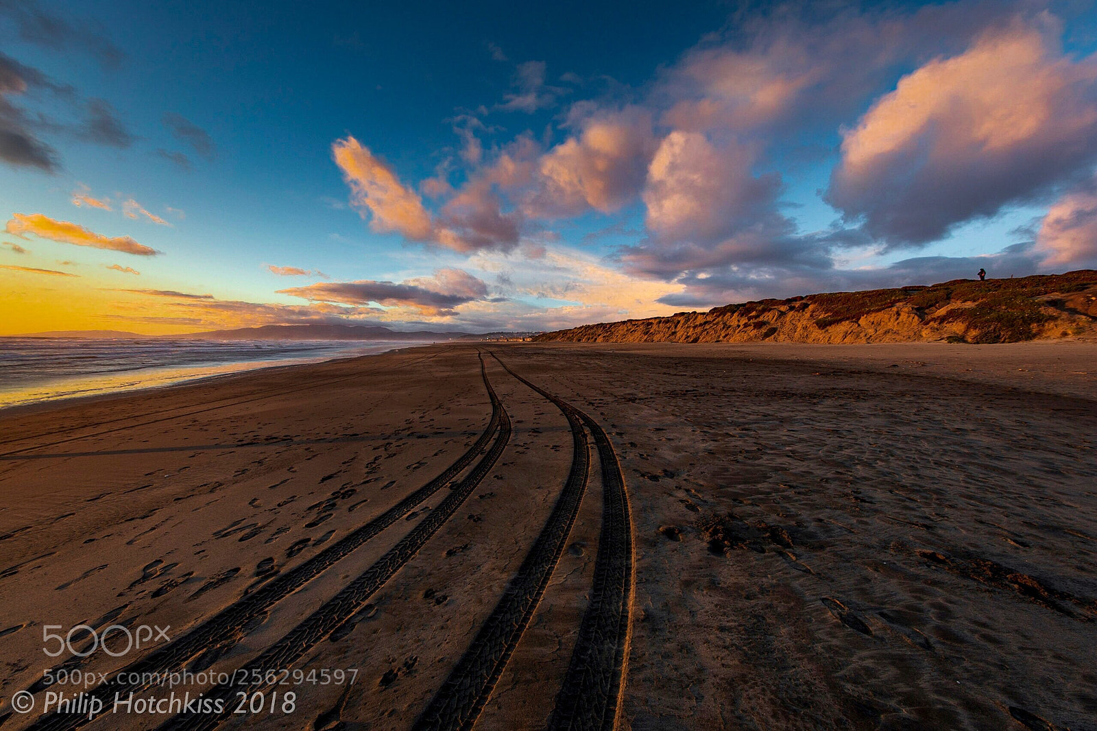Canon EOS 5D Mark IV sample photo. Well laid tracks photography