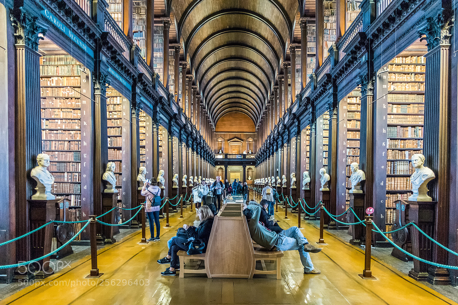 Fujifilm X-M1 sample photo. Books of kells photography