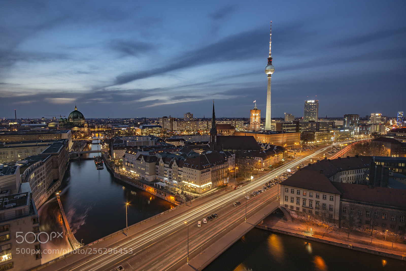 Sony SLT-A77 sample photo. Berlin crossroad photography
