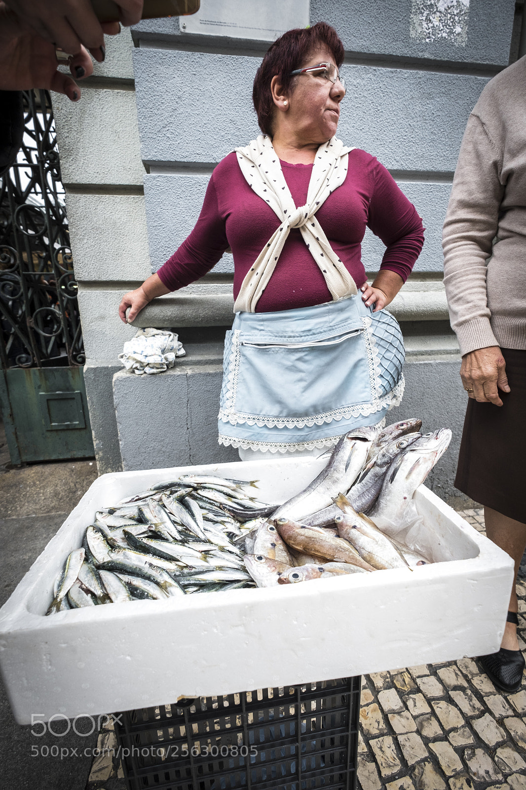 Fujifilm X-T2 sample photo. Market in porto portugal photography