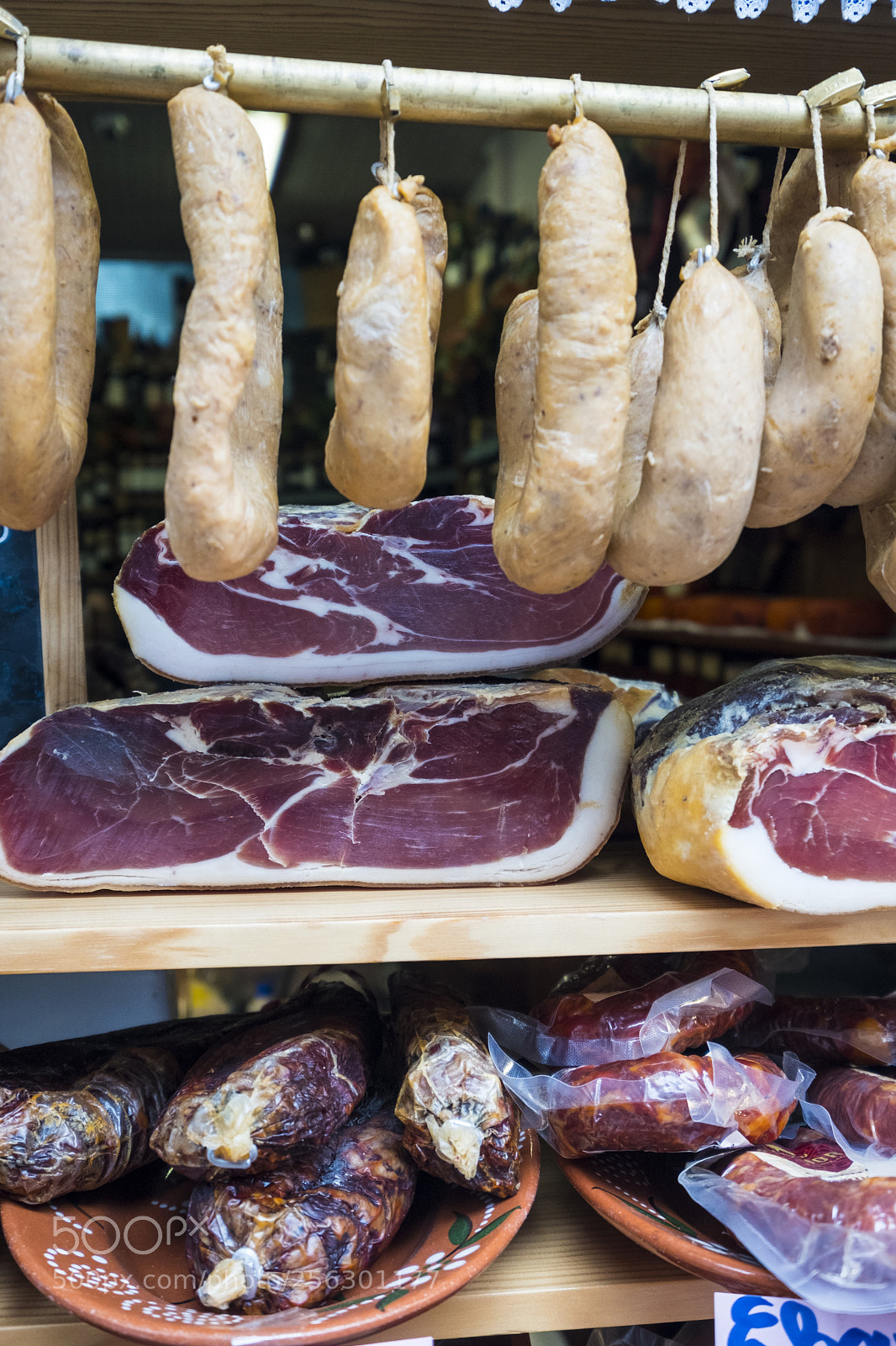 Fujifilm X-T2 sample photo. Store with traditional products photography