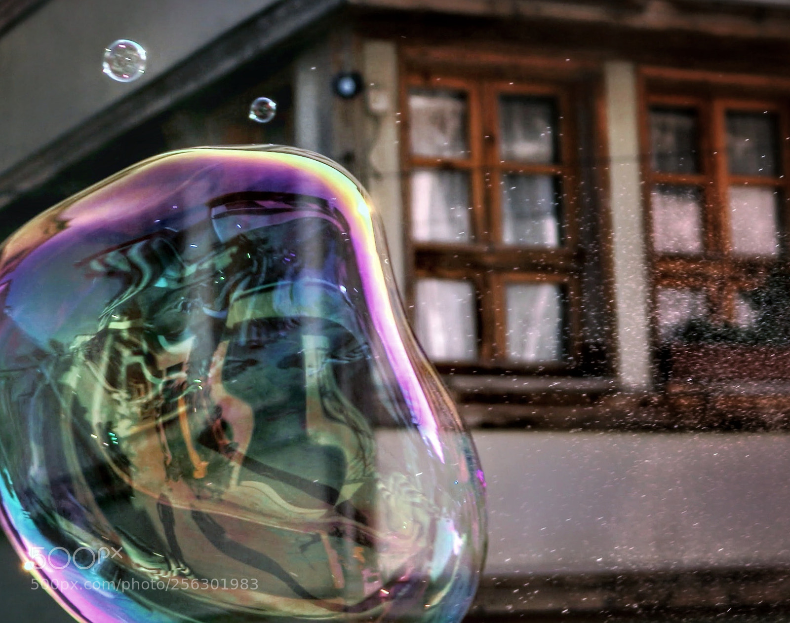 Canon EOS 700D (EOS Rebel T5i / EOS Kiss X7i) sample photo. Bubbles photography