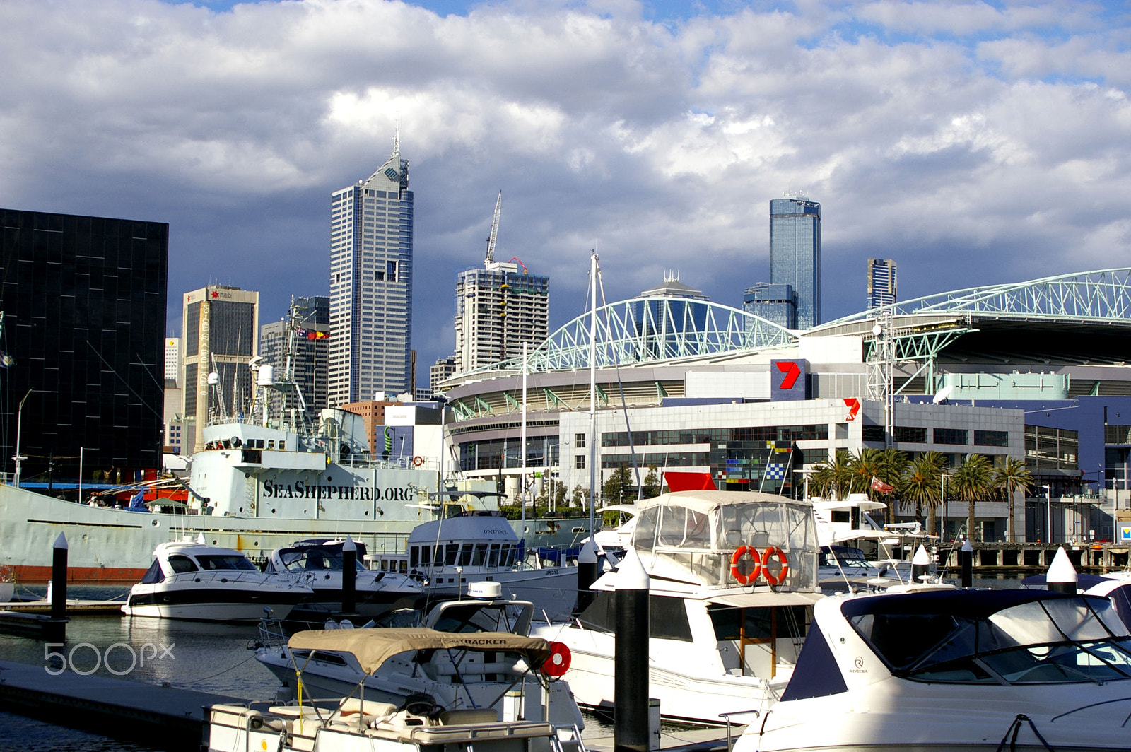 Pentax K100D sample photo. Sea shepherd w dock photography