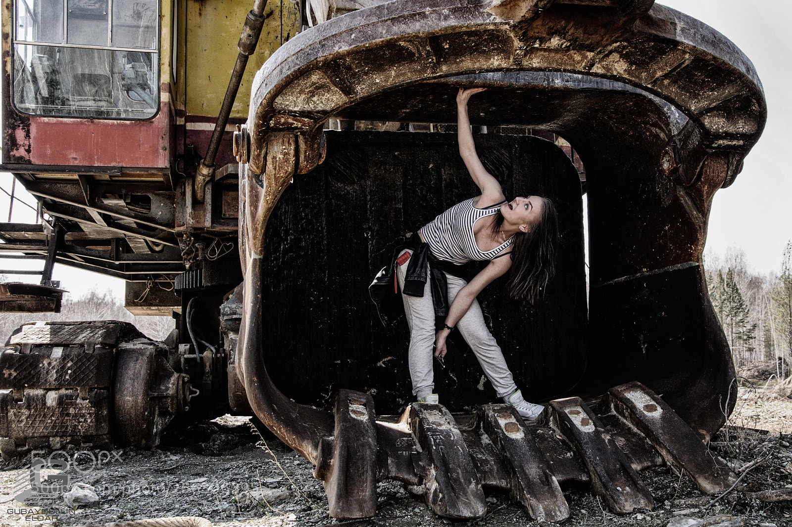 Nikon D300S sample photo. Girl in a tractor photography