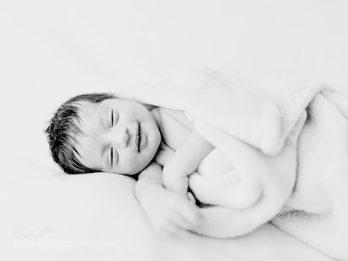 Canon EOS 5DS R sample photo. Newborn maahi !! photography