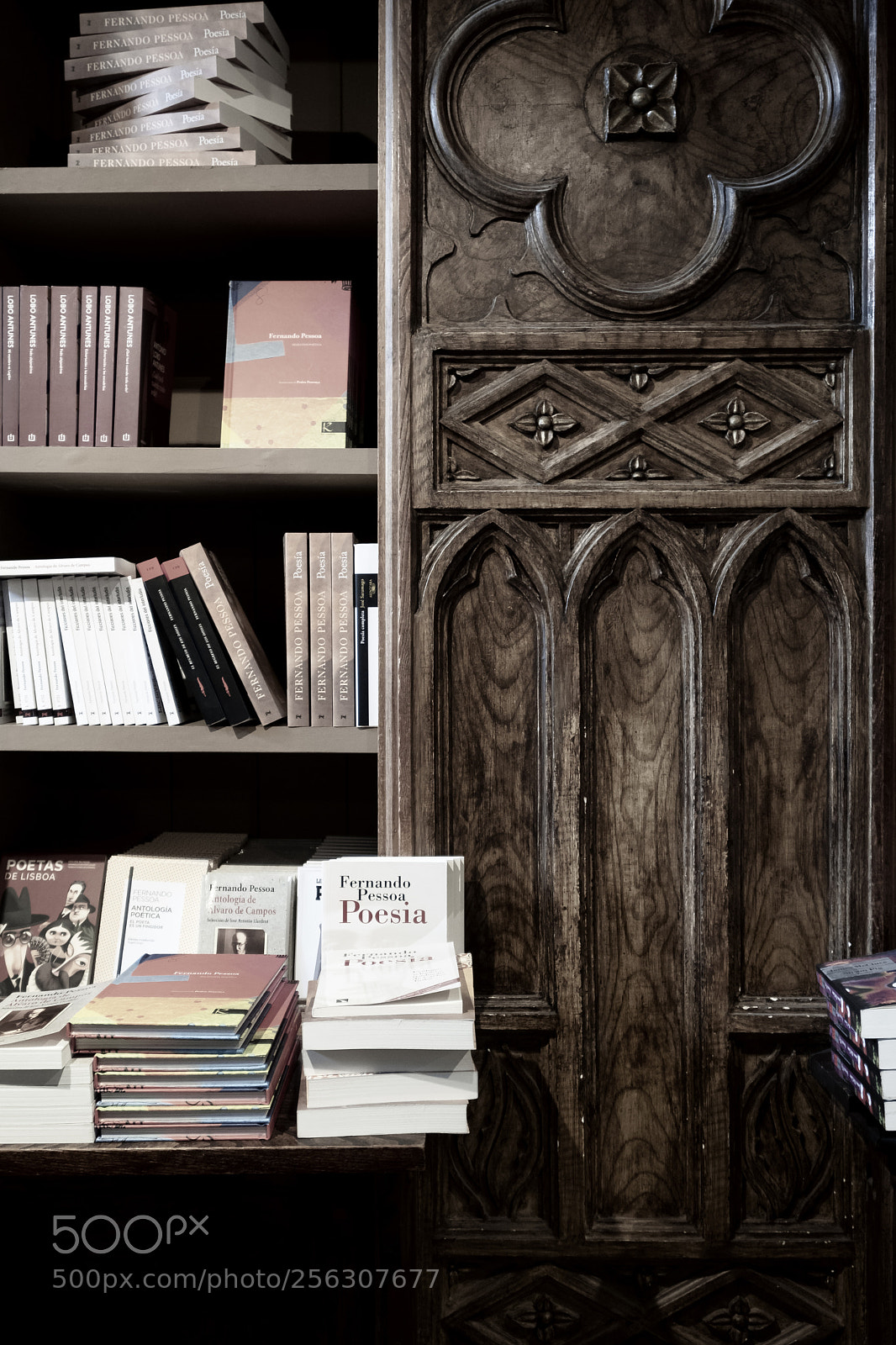 Fujifilm X-T2 sample photo. Famous bookstore in porto photography
