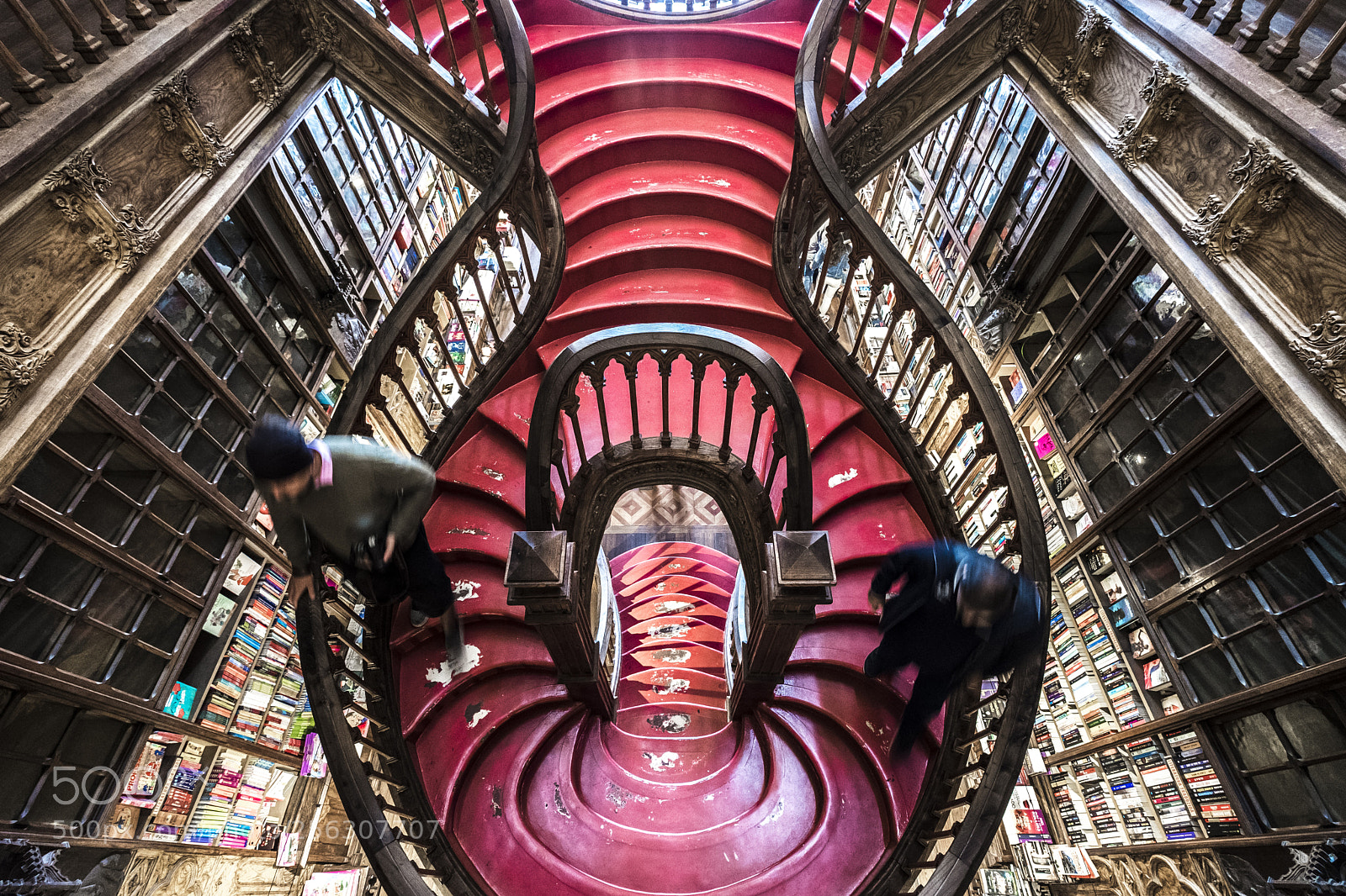 Fujifilm X-T2 sample photo. Livraria lello irm o photography