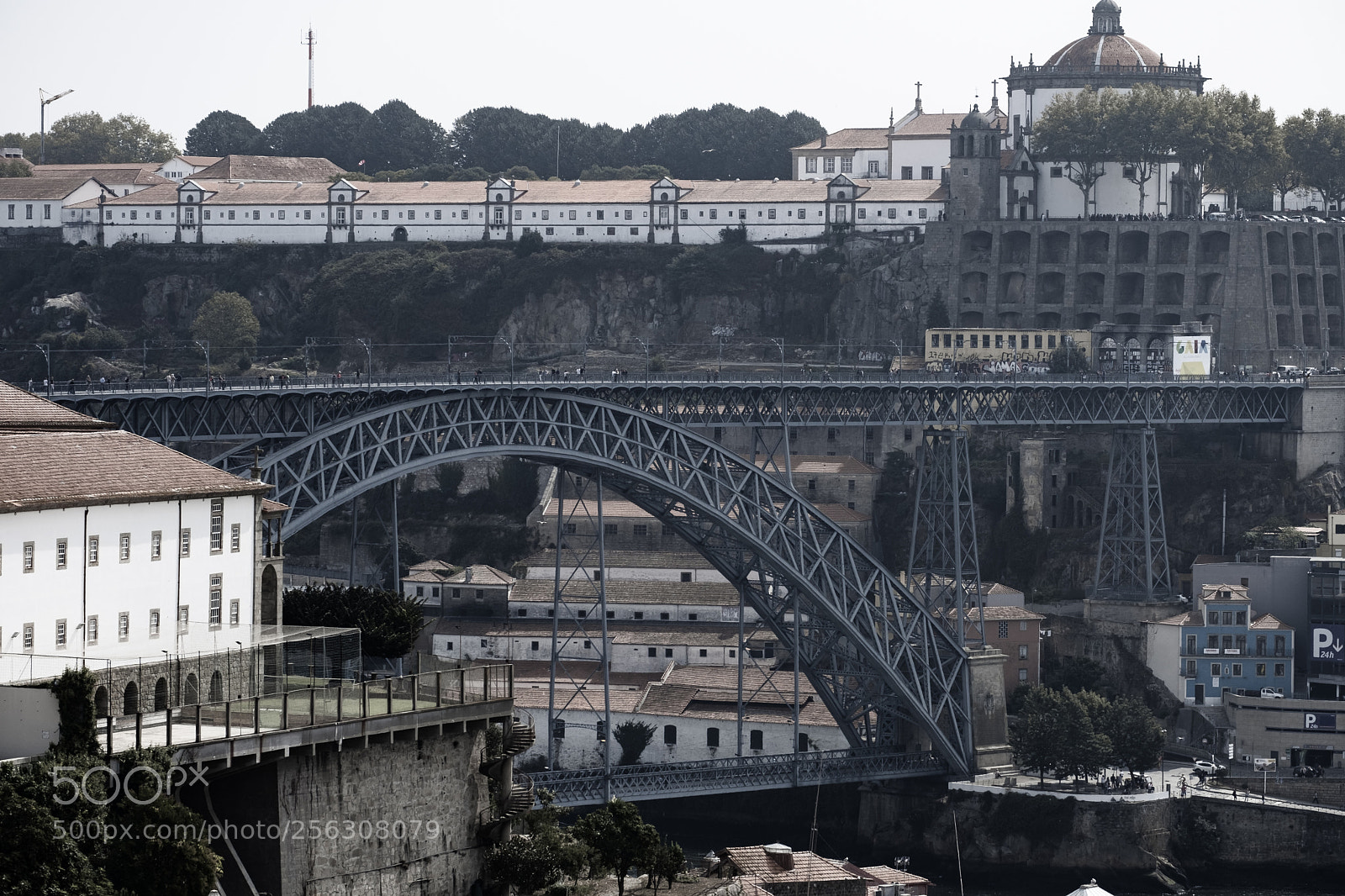 Fujifilm X-T2 sample photo. Porto downtown portugal photography