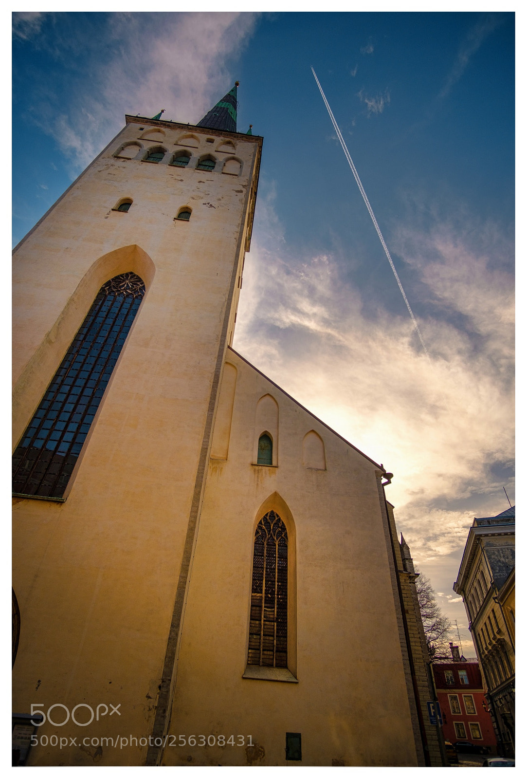 Fujifilm X-T20 sample photo. Reaching for the skies photography