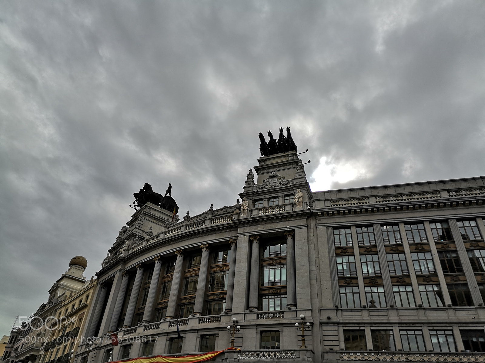HUAWEI P20 sample photo. Madrid photography