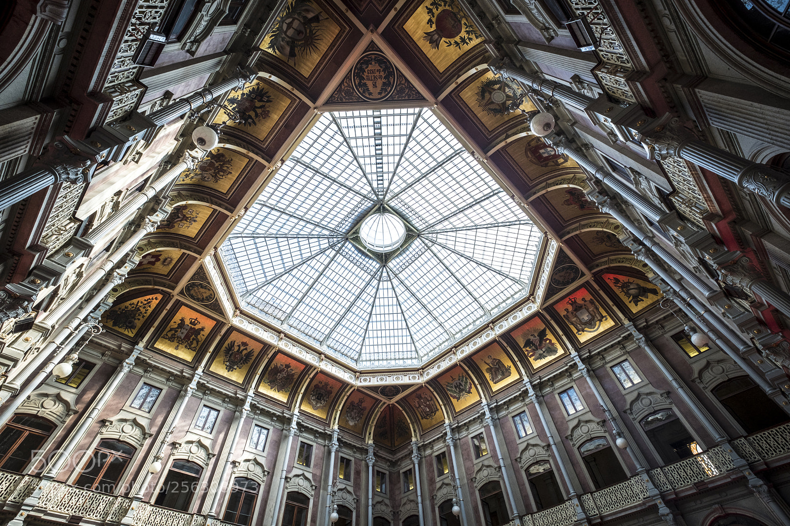 Fujifilm X-T2 sample photo. Stock exchange palace photography