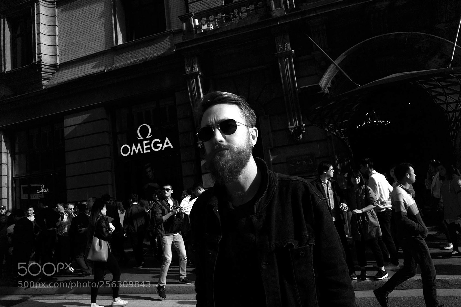 Leica M9 sample photo. Street scene photography