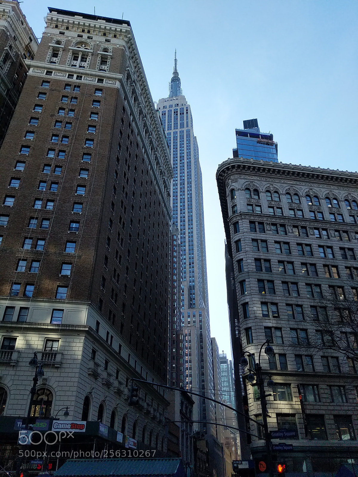 Google Pixel 2 XL sample photo. Empire state building seen photography