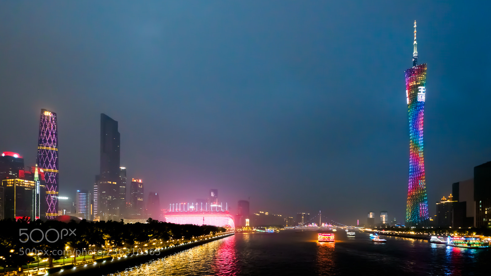 Olympus OM-D E-M5 II sample photo. Canton tower photography