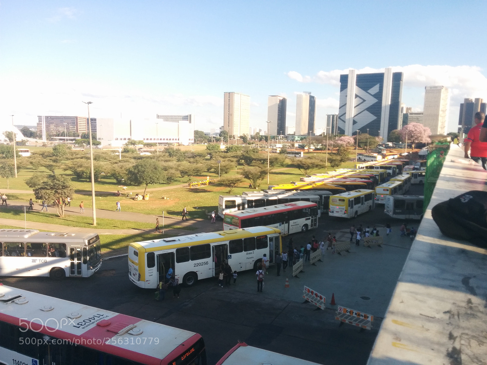 LG Nexus 5 sample photo. Rodoviária brasília photography