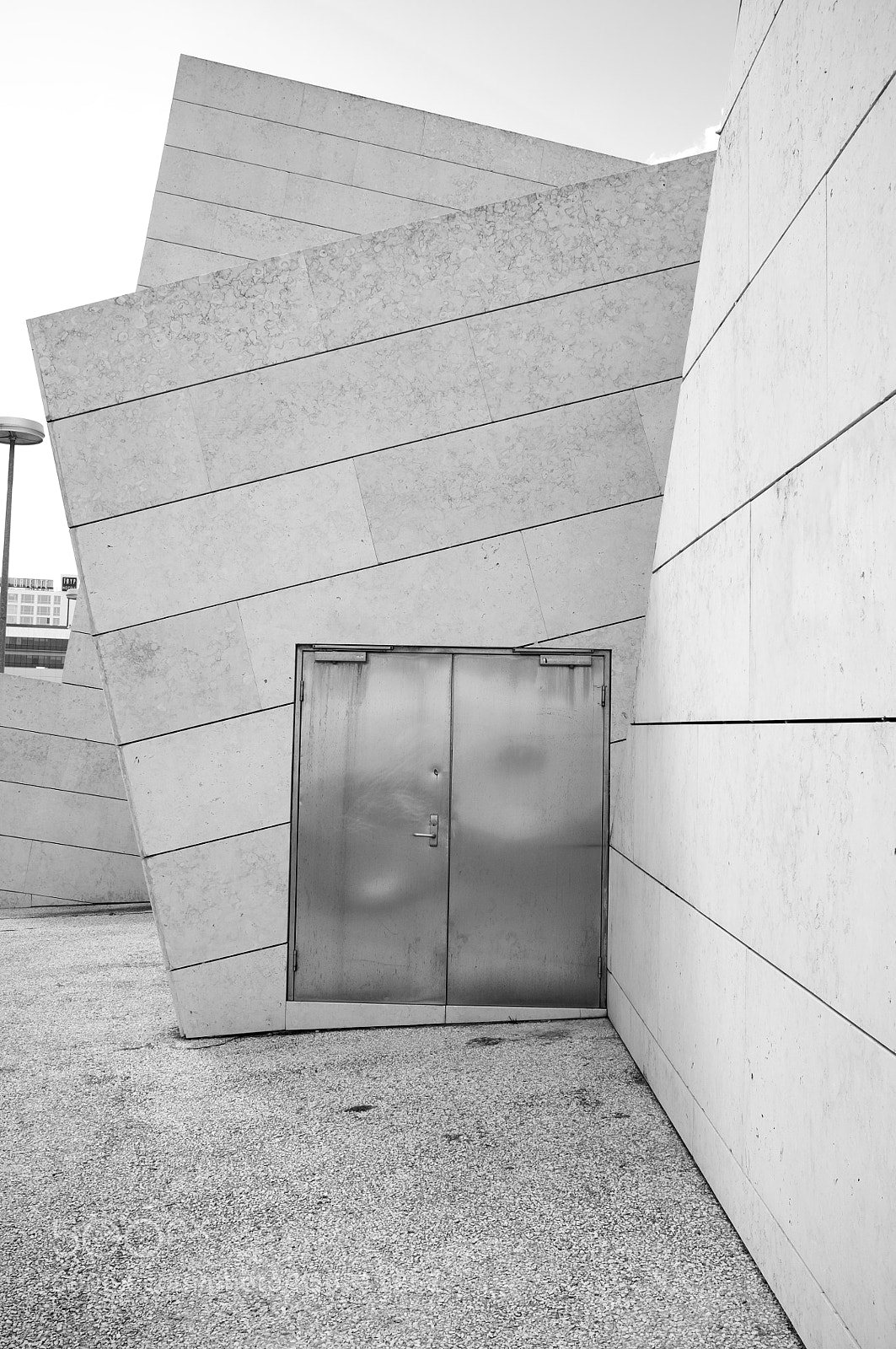 Fujifilm FinePix X100 sample photo. Doors photography