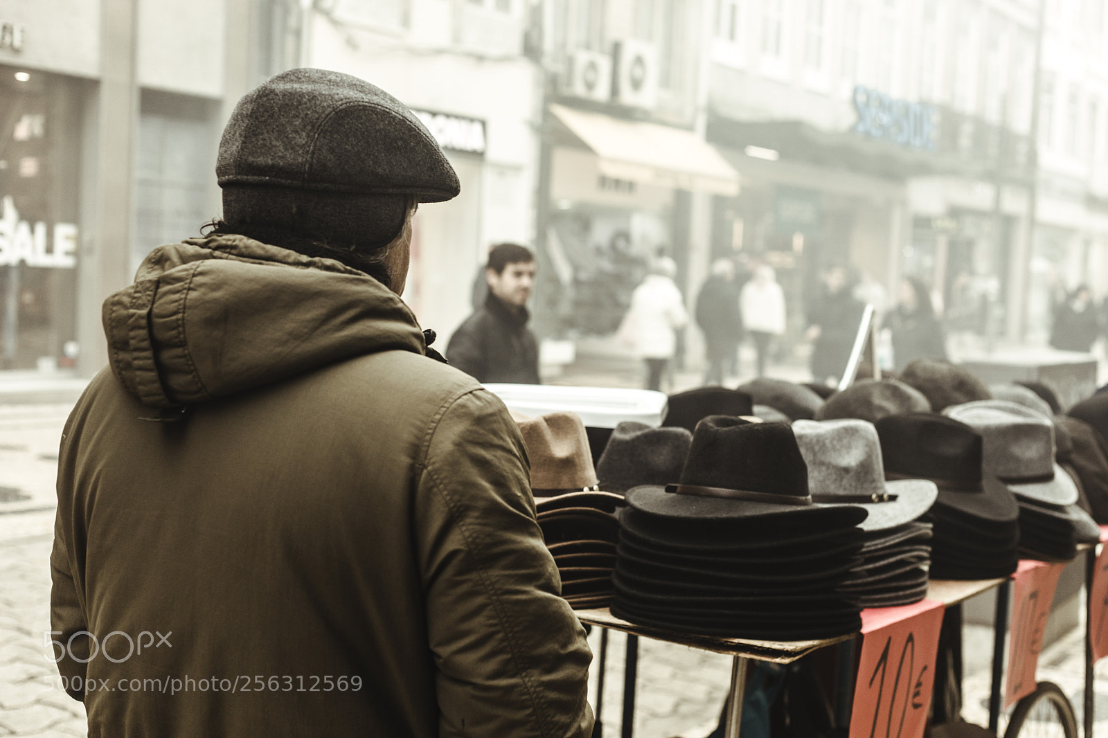 Canon EOS 5D Mark IV sample photo. Lost in porto photography