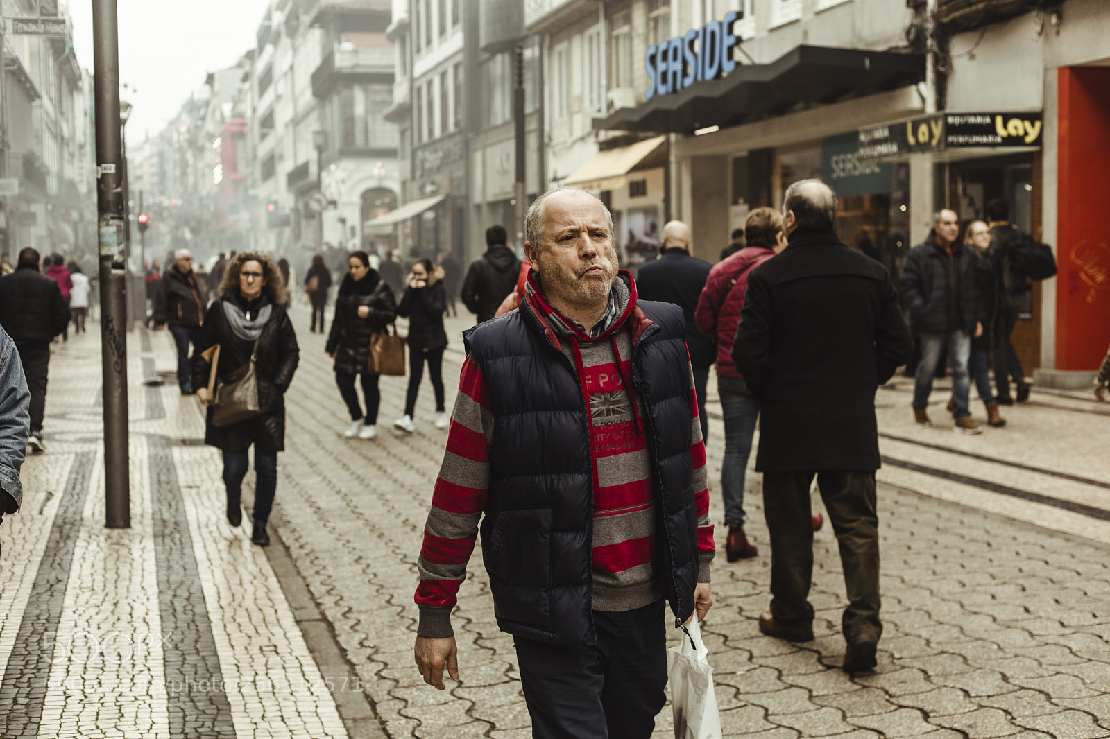 Canon EOS 5D Mark IV sample photo. Lost in porto photography