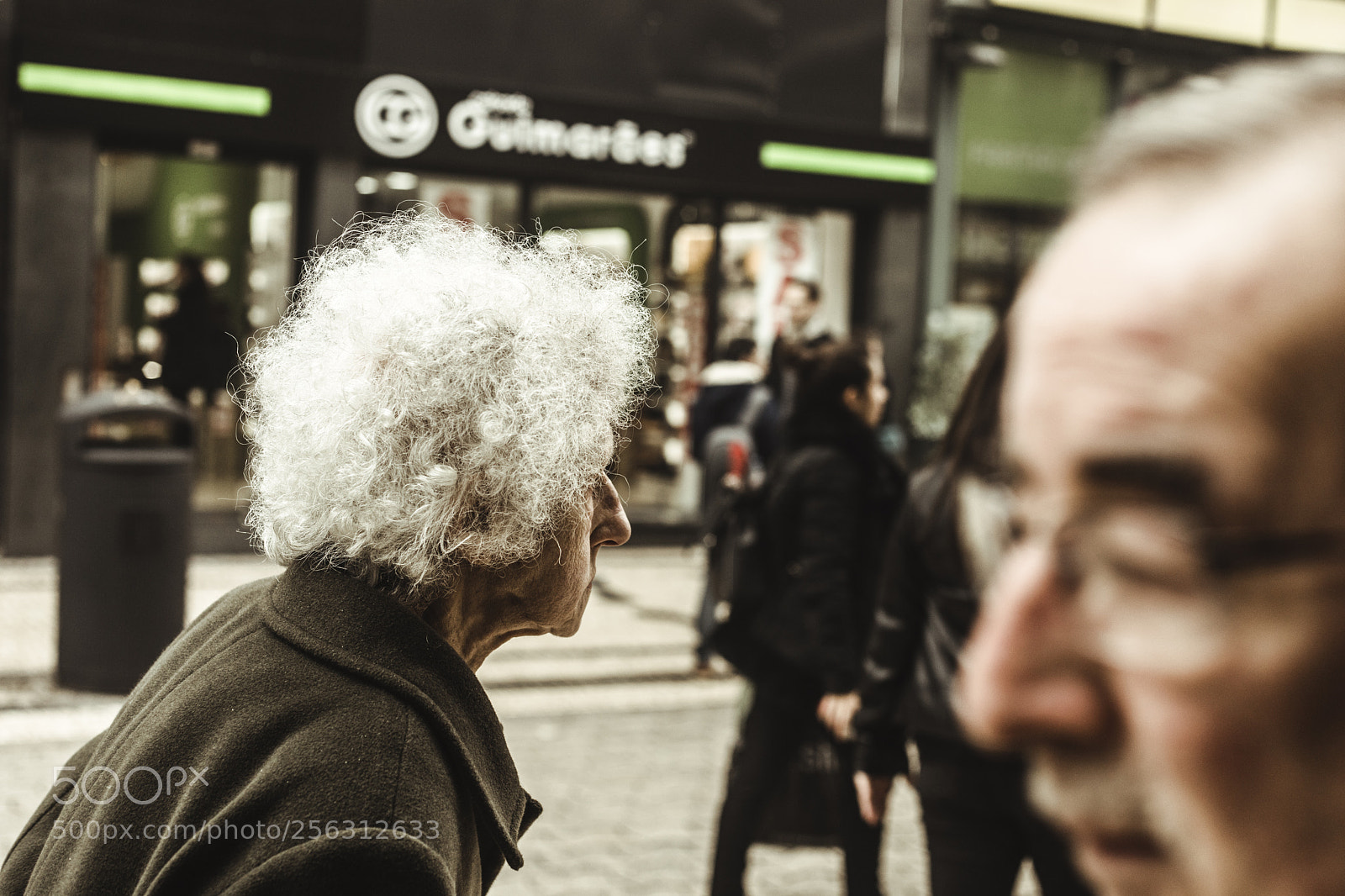 Canon EOS 5D Mark IV sample photo. Lost in porto photography