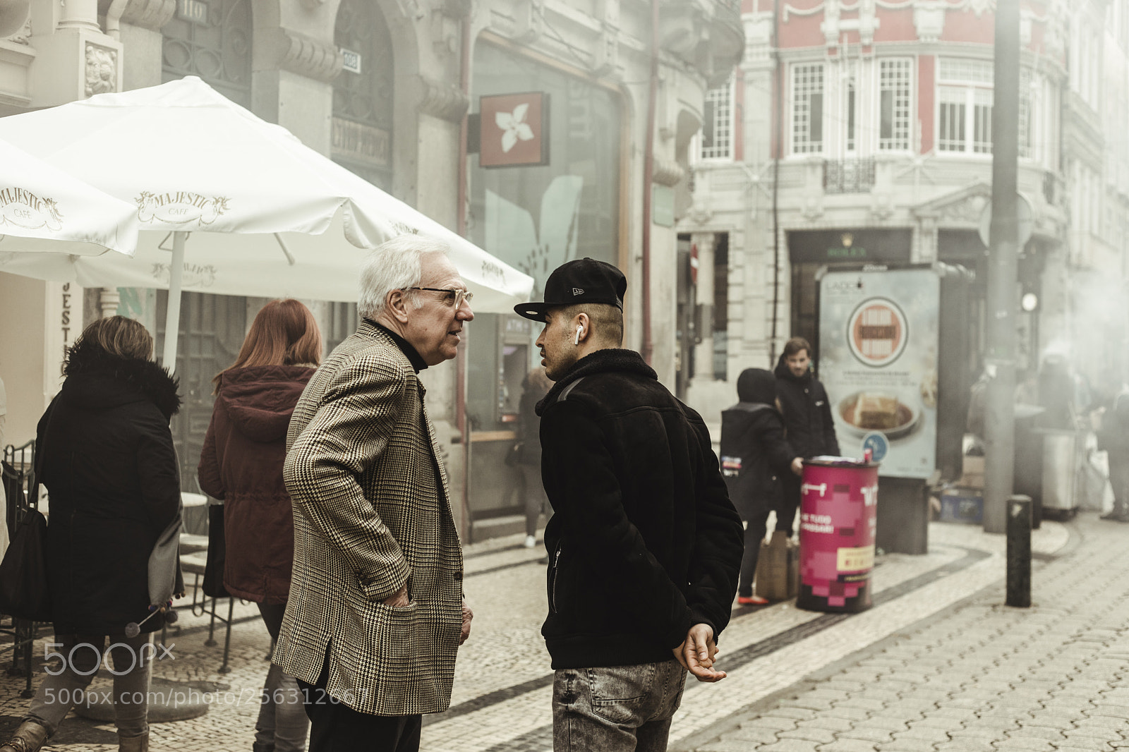 Canon EOS 5D Mark IV sample photo. Lost in porto photography