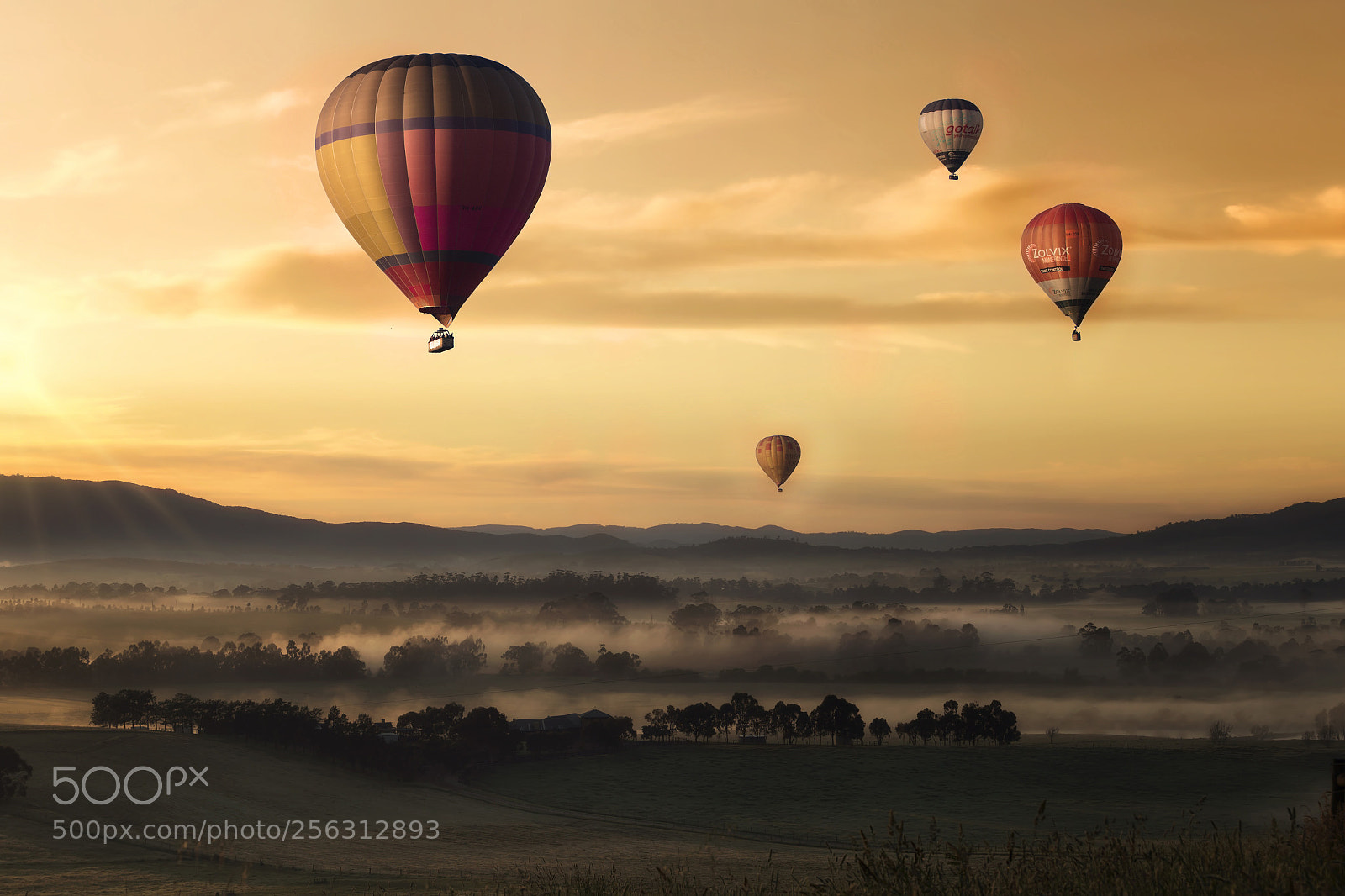 Canon EOS 6D sample photo. Hot air balloon valley photography