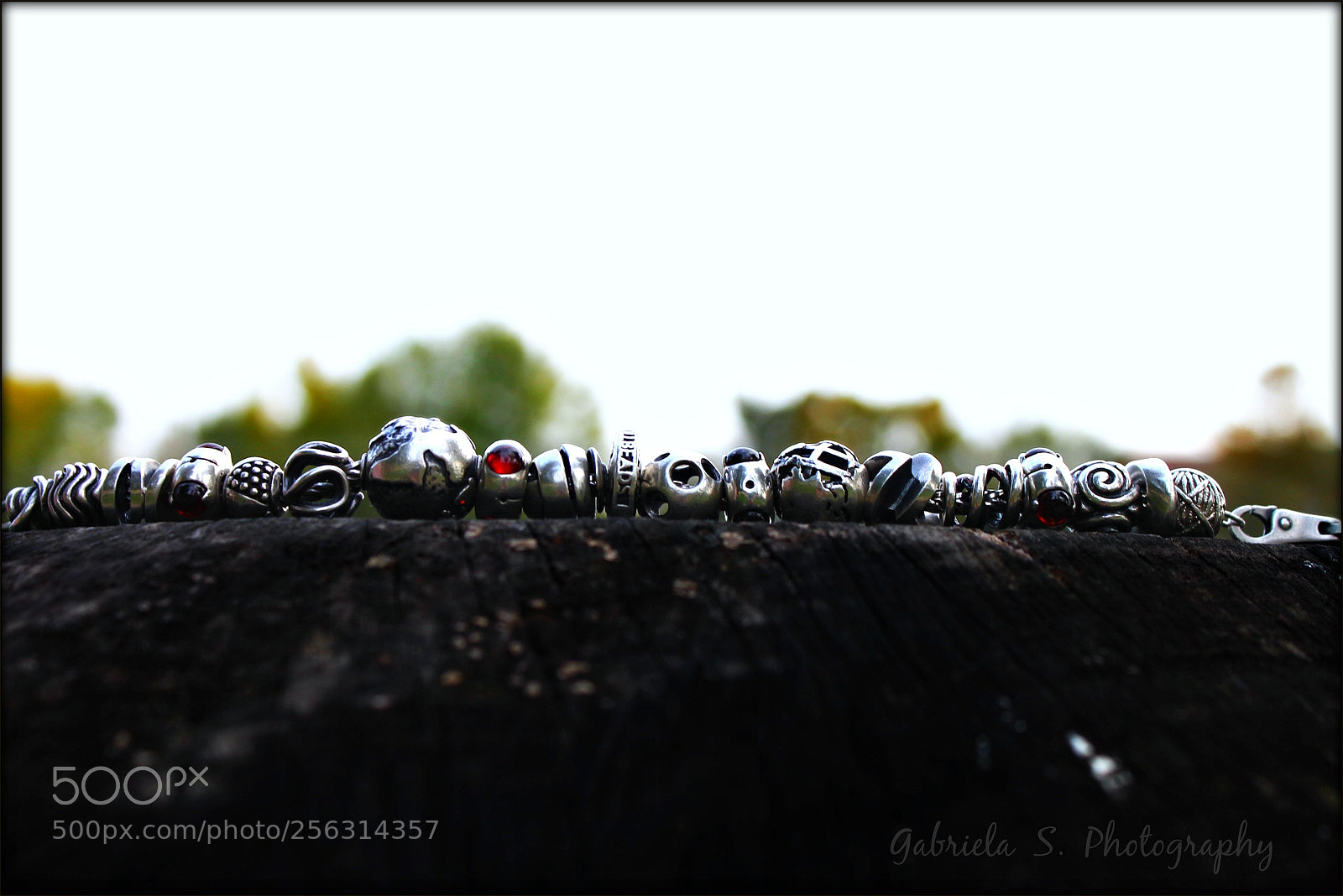 Canon EF-S 18-55mm F3.5-5.6 IS sample photo. Trollbeads photography